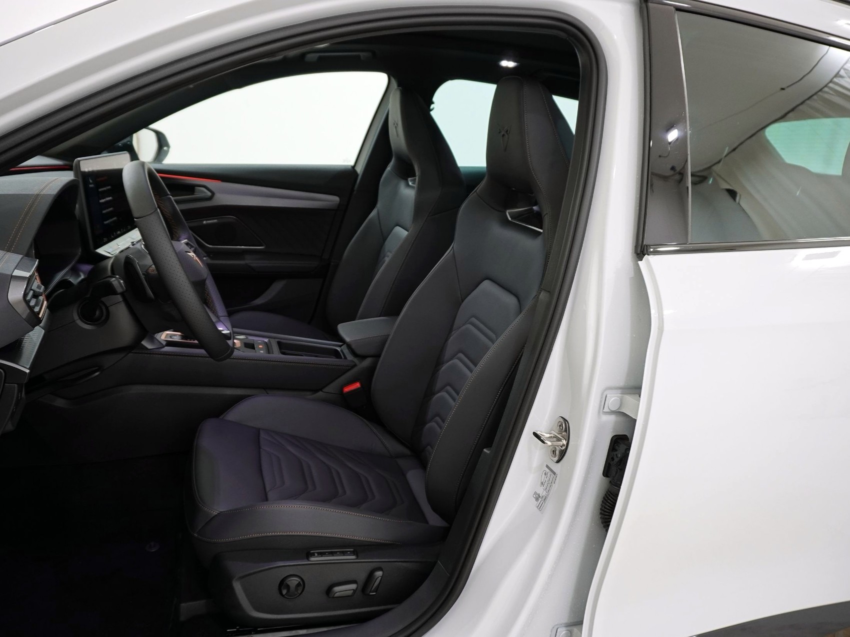 CUPRA Formentor 2.0 TSI VZ 4Drive DSG-image-12