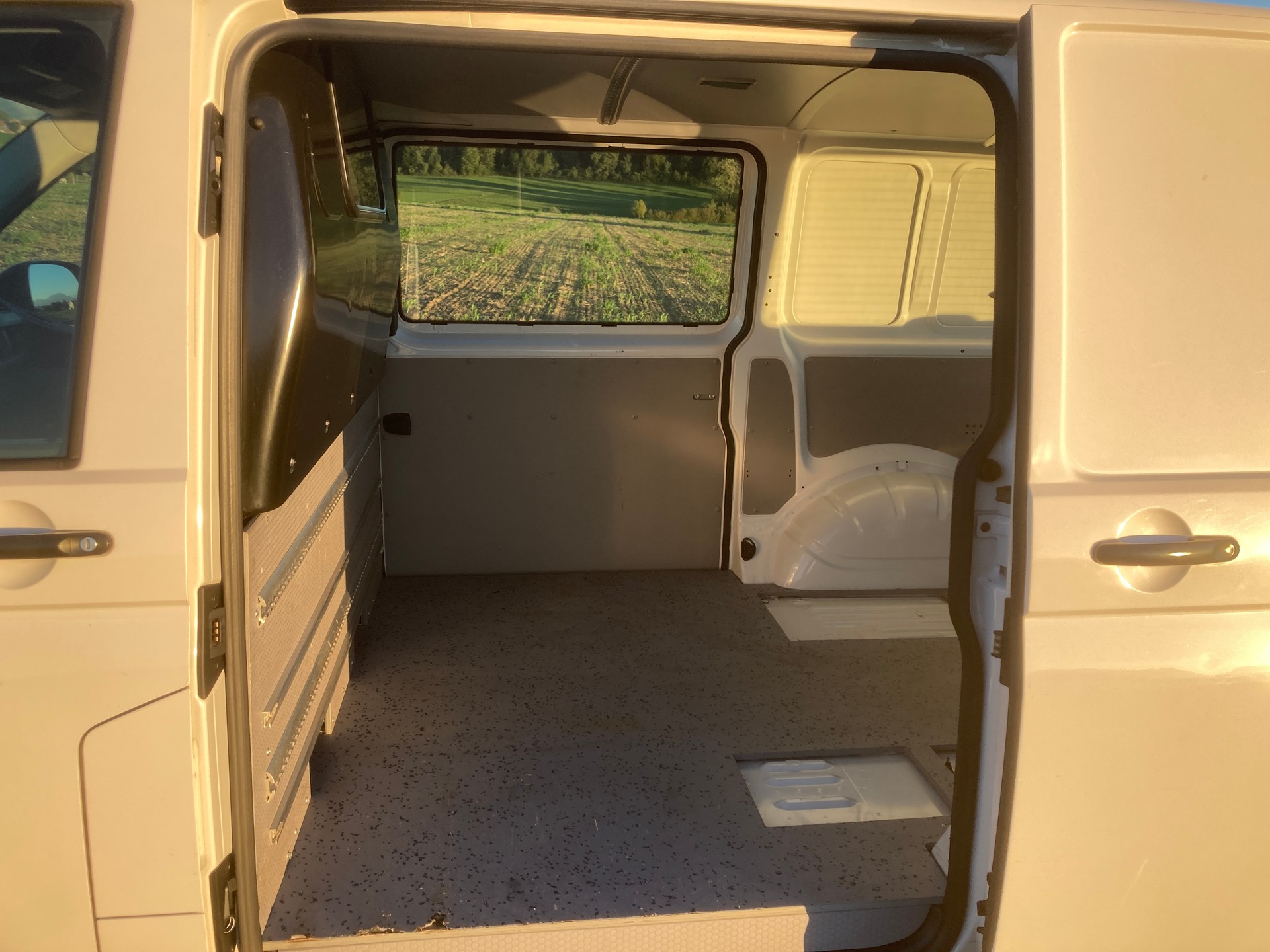 VW T6 2.0 TDI-image-7