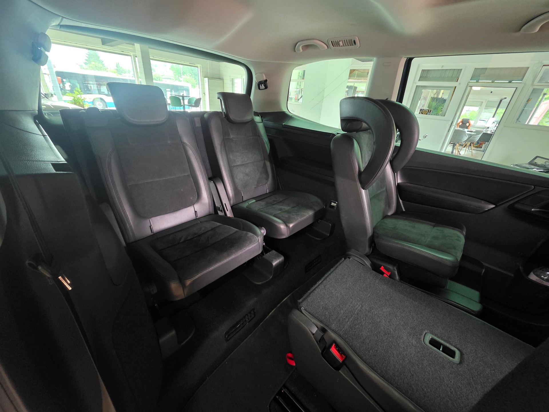 VW Sharan 2.0 TSI Highline DSG-image-22