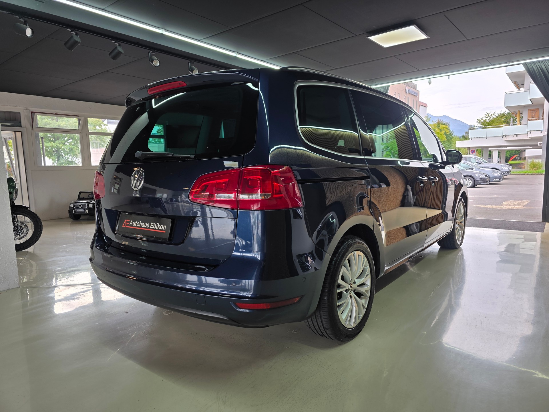 VW Sharan 2.0 TSI Highline DSG-image-6