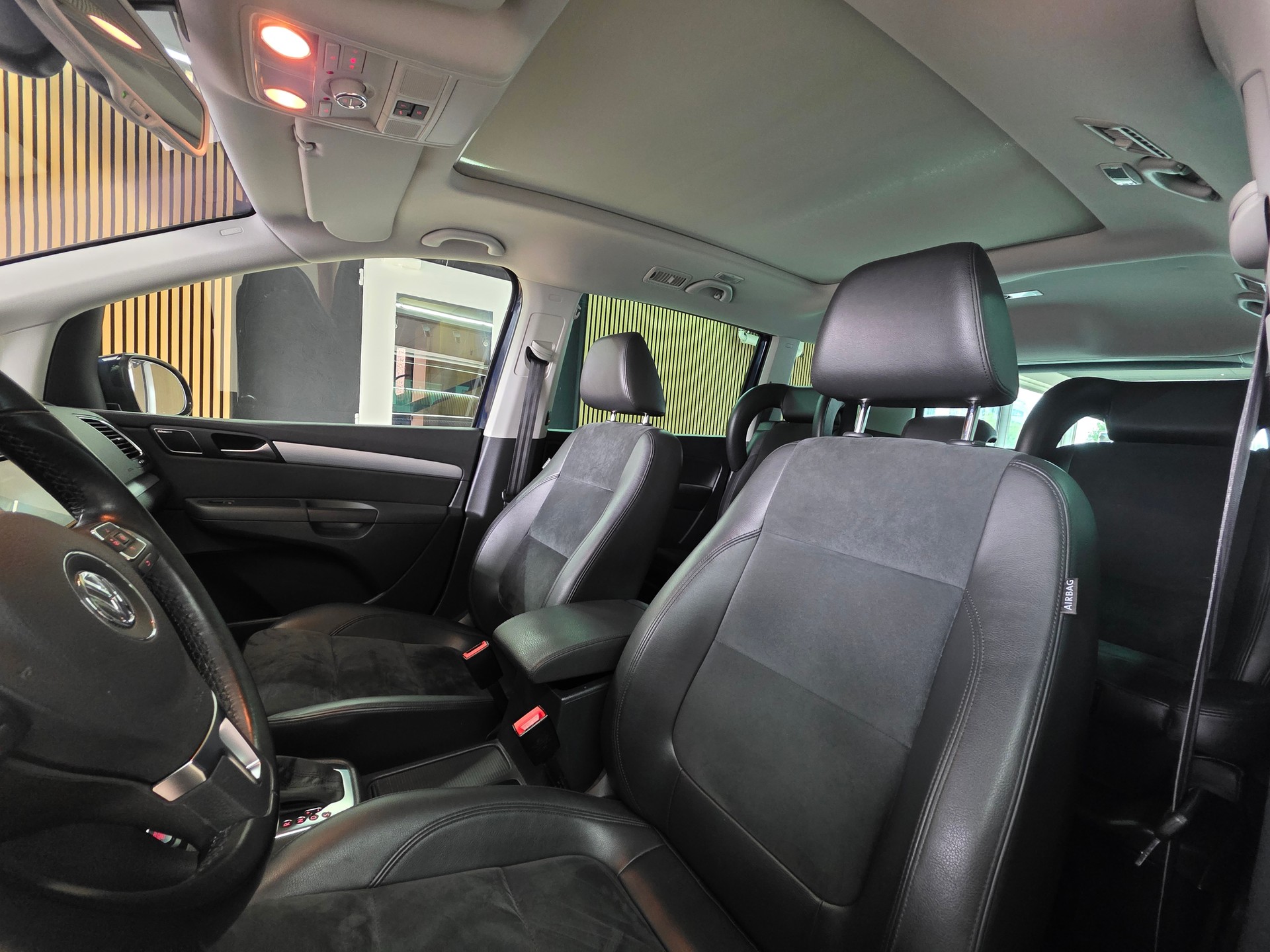 VW Sharan 2.0 TSI Highline DSG-image-9