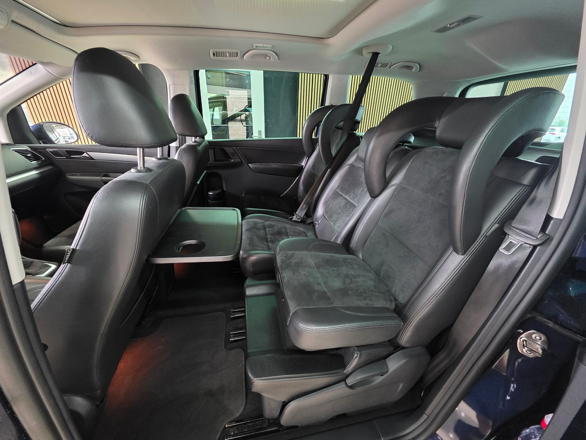 VW Sharan 2.0 TSI Highline DSG-image-19