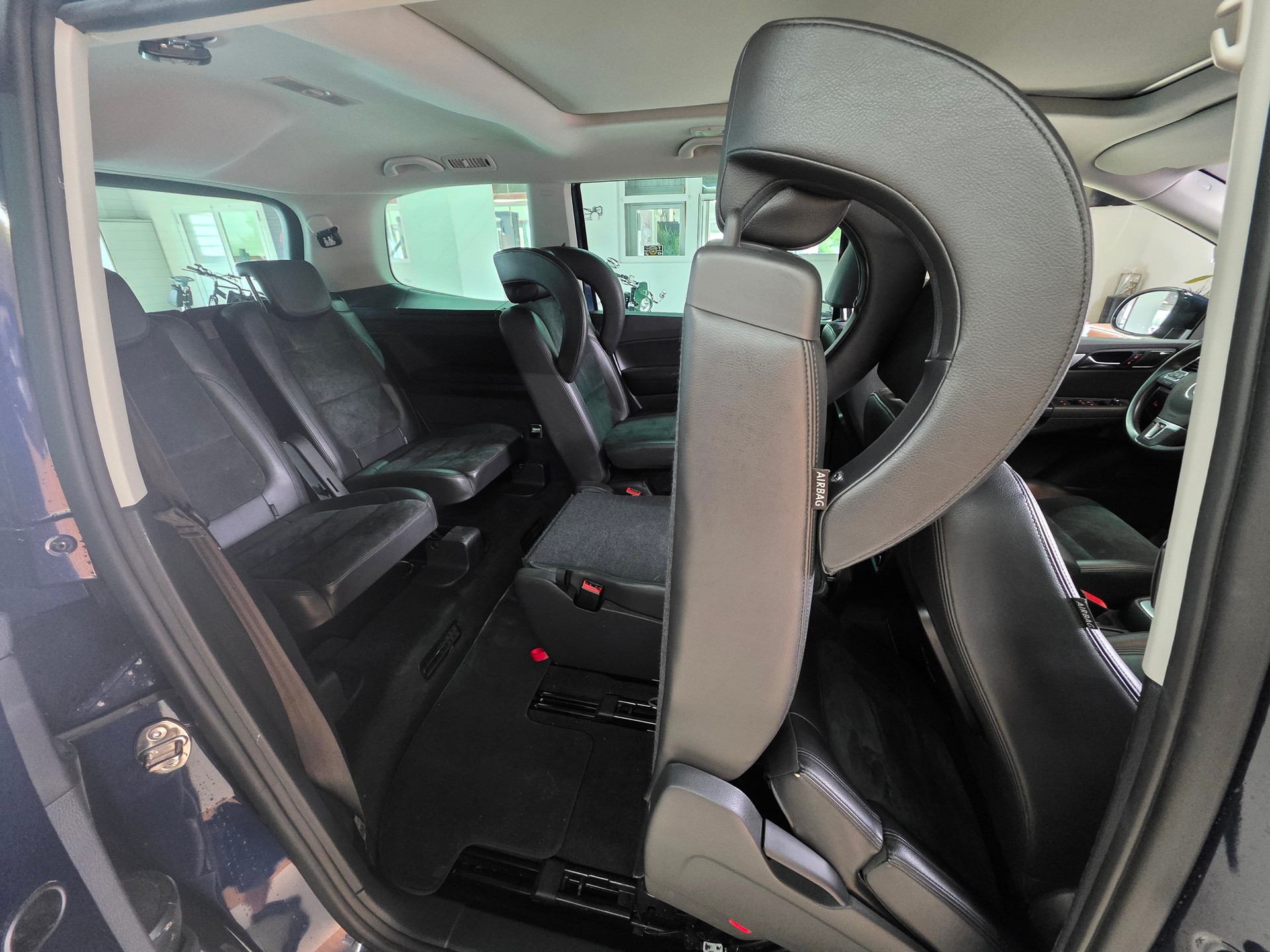 VW Sharan 2.0 TSI Highline DSG-image-21