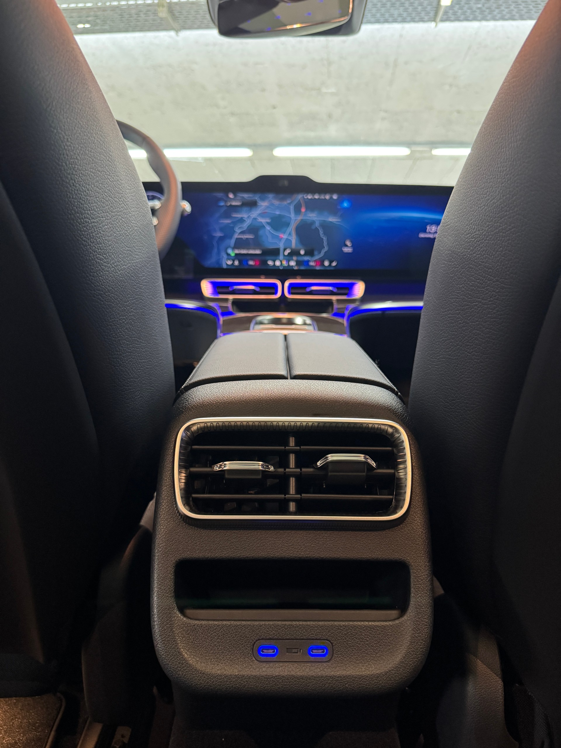 MERCEDES-BENZ C 400 4MATIC EQ-image-14