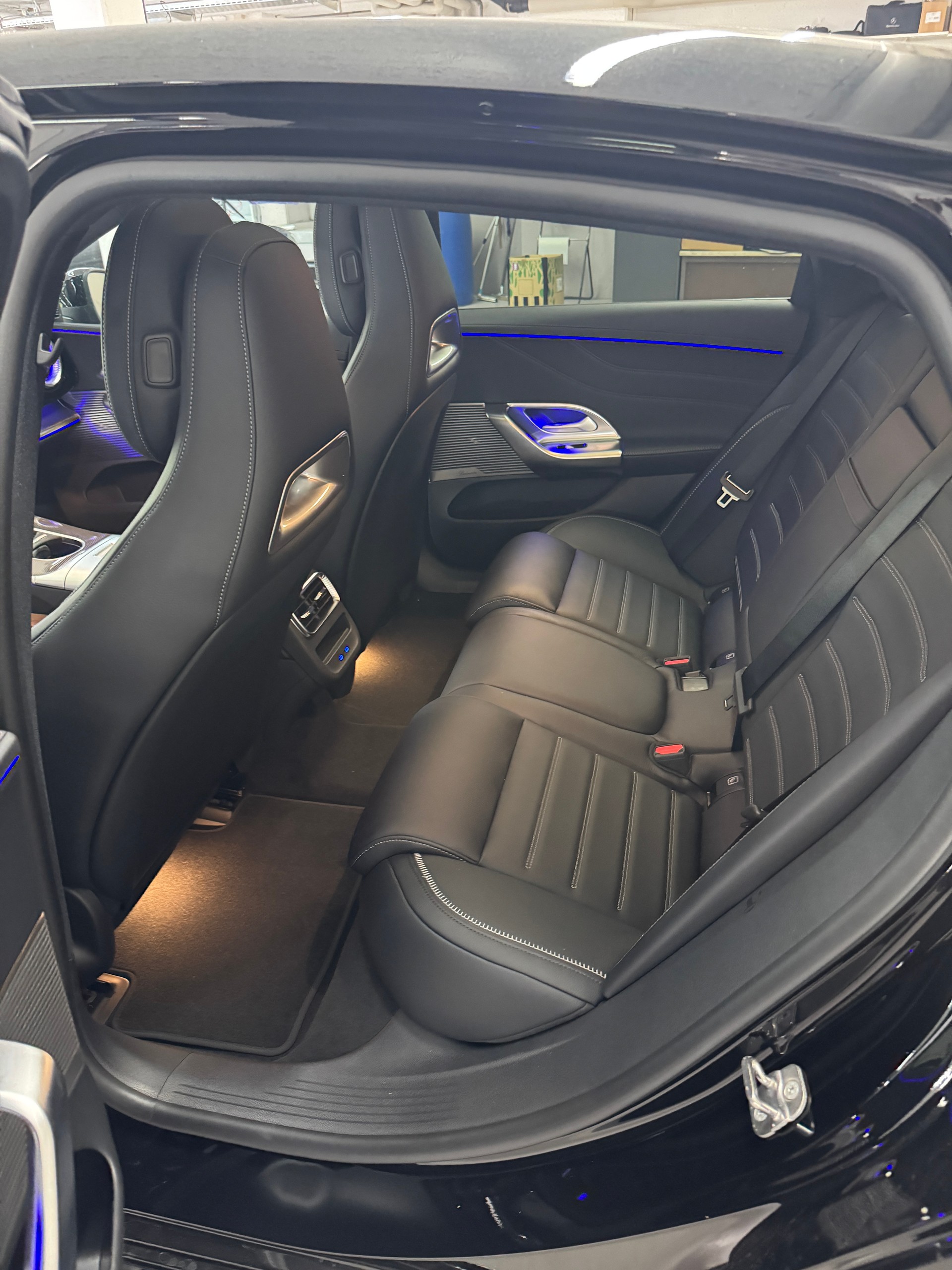 MERCEDES-BENZ C 400 4MATIC EQ-image-13