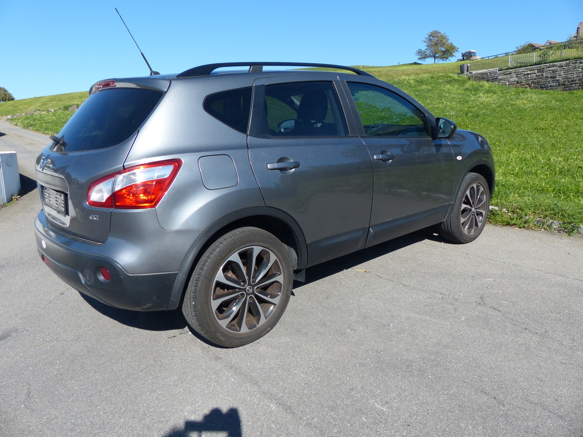 NISSAN Qashqai 2.0 dCi 4WD tekna Automatic-image-10