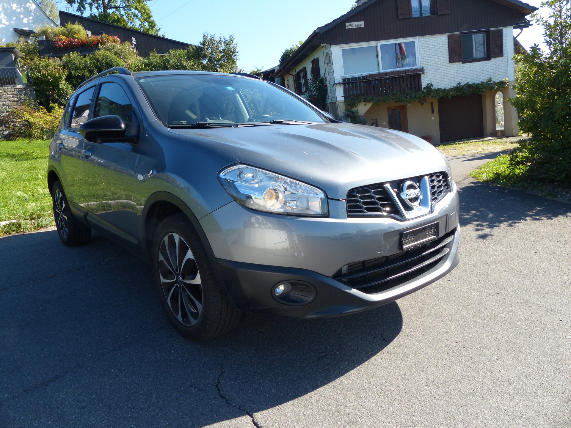 NISSAN Qashqai 2.0 dCi 4WD tekna Automatic-image-1
