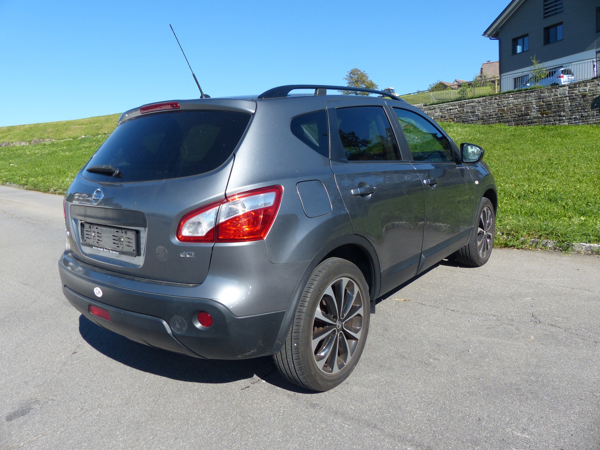 NISSAN Qashqai 2.0 dCi 4WD tekna Automatic-image-5