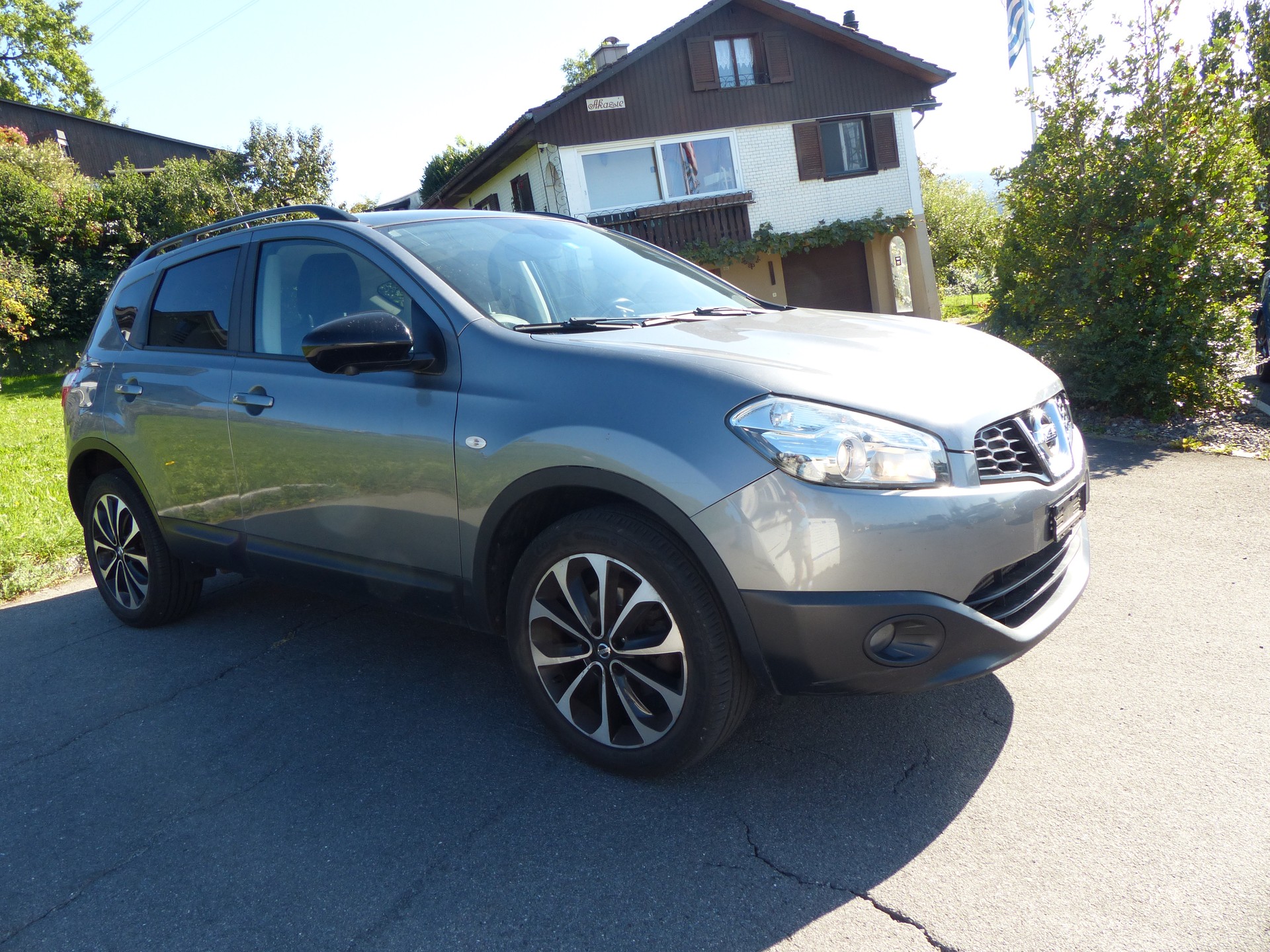 NISSAN Qashqai 2.0 dCi 4WD tekna Automatic-image-6