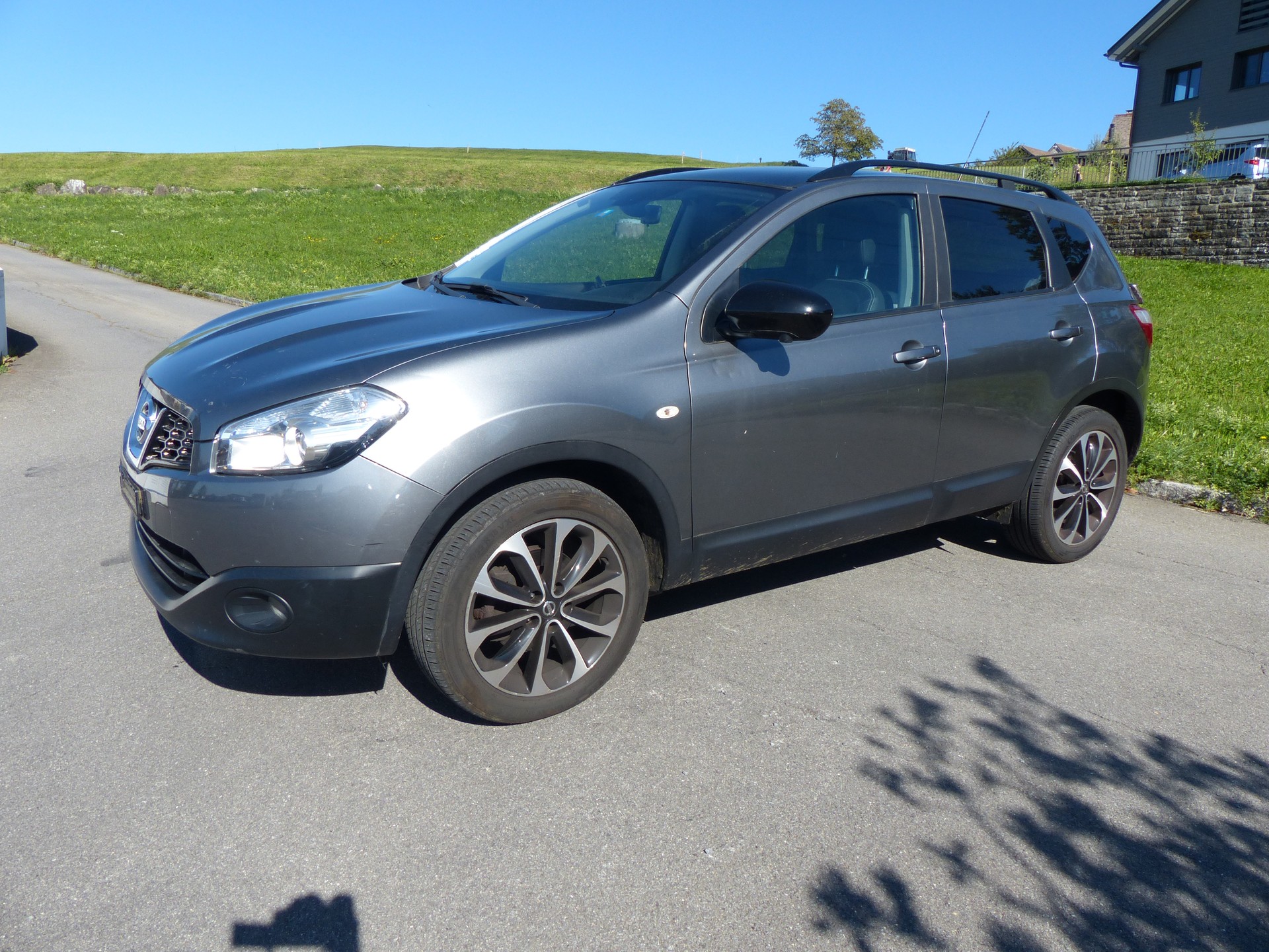 NISSAN Qashqai 2.0 dCi 4WD tekna Automatic-image-0