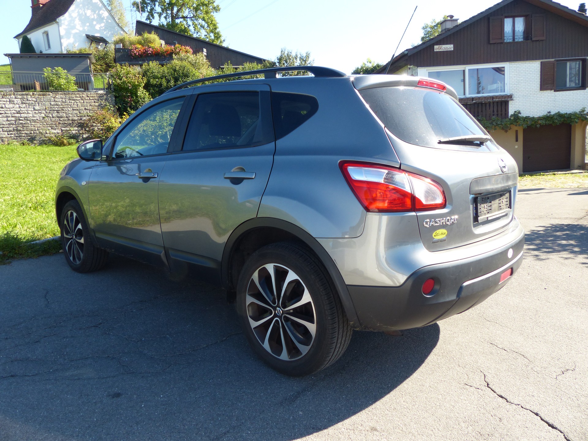NISSAN Qashqai 2.0 dCi 4WD tekna Automatic-image-7