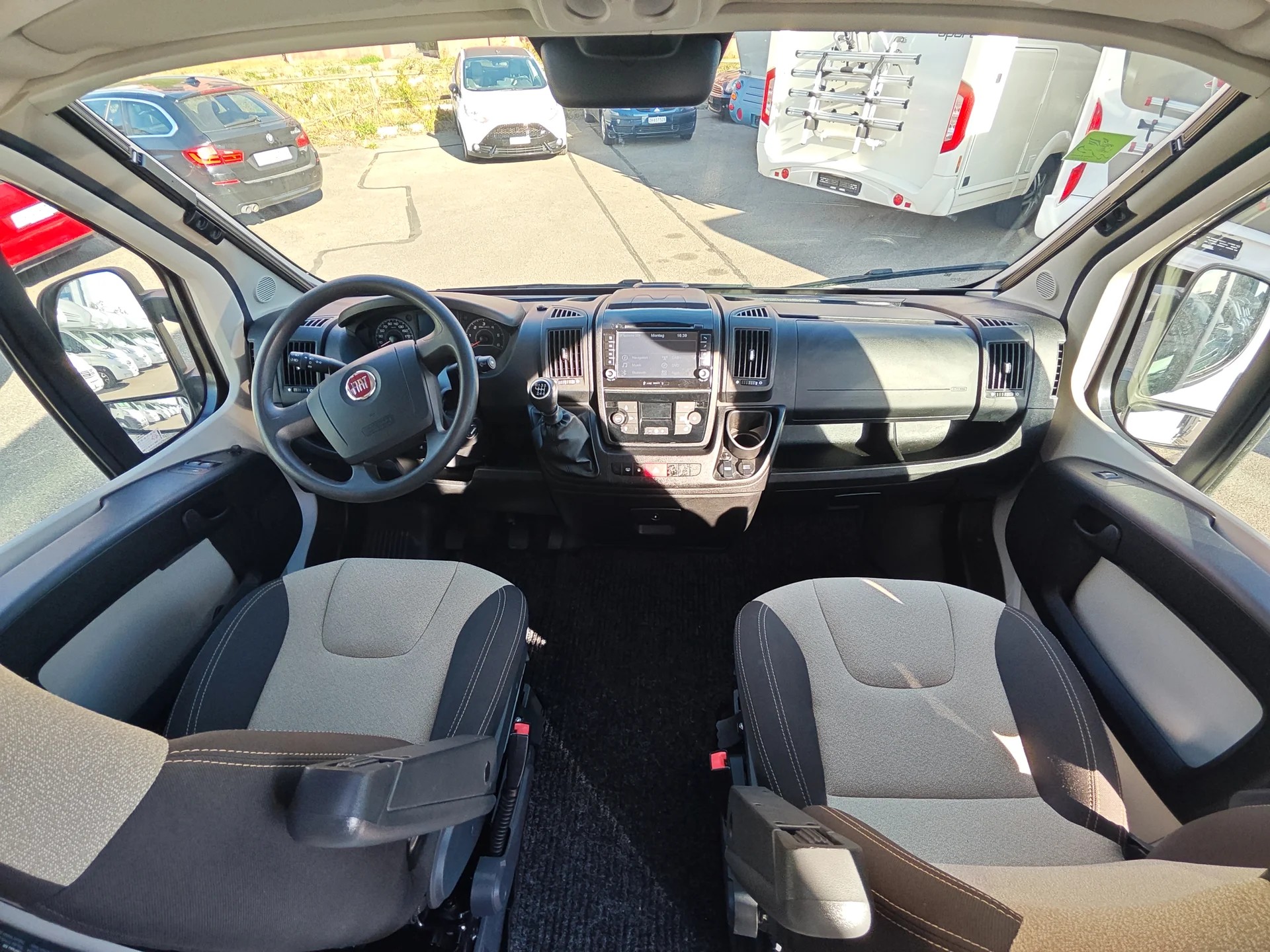 PÖSSL Roadcar R540-image-11