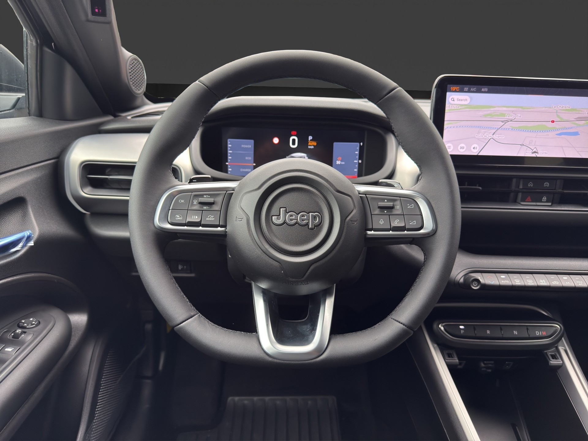 JEEP Avenger 1.2 Turbo MHEV Overland Leather 4xe-image-10