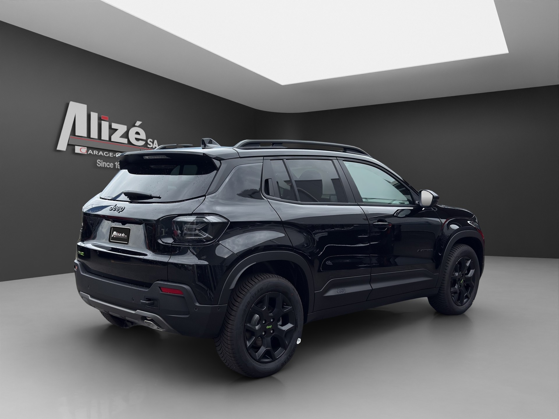 JEEP Avenger 1.2 Turbo MHEV Overland Leather 4xe-image-6