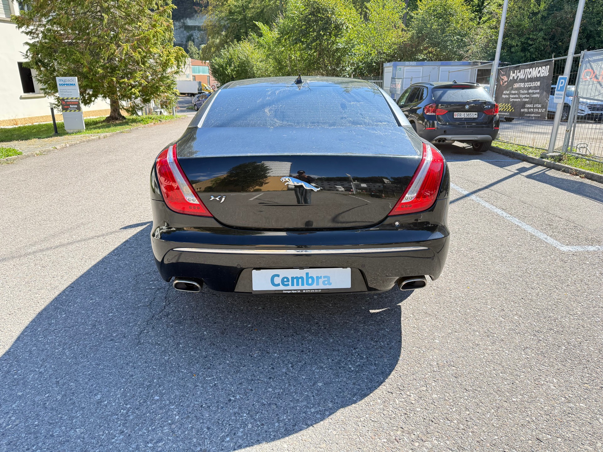 JAGUAR XJ 3.0d V6 Luxury Automatic-image-4