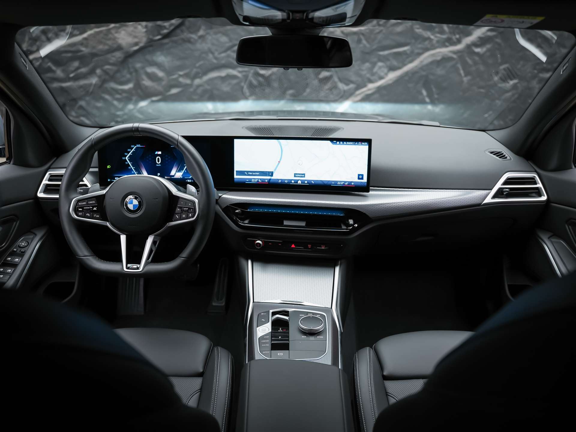 BMW 330d xDrive Steptronic M Sport Pro *Facelift*Werksgarantie*Panorama*Head-Up*AHK*-image-20