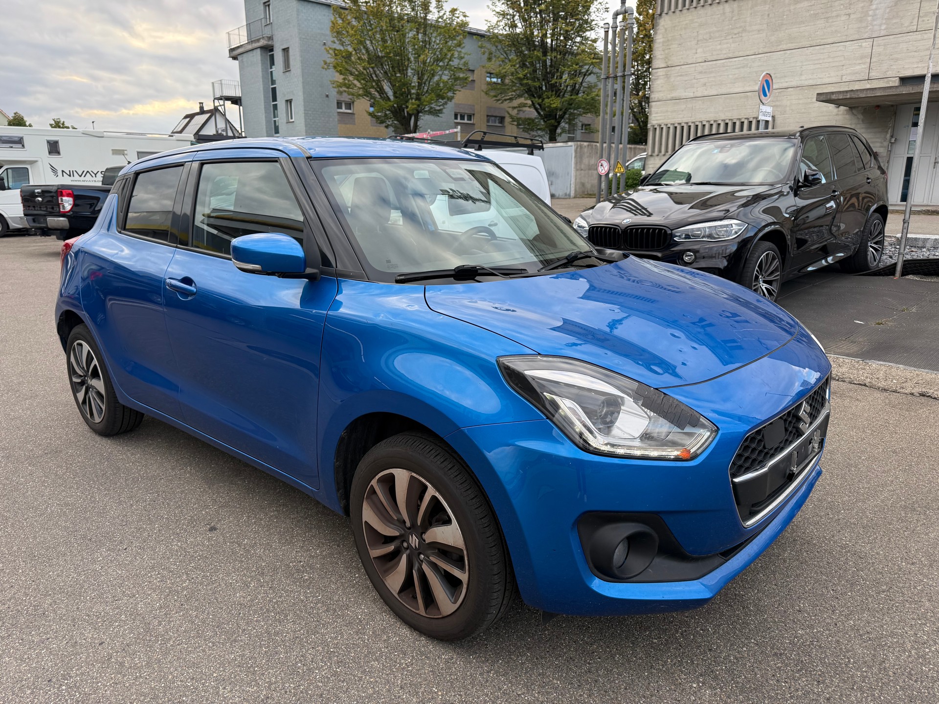 SUZUKI Swift 1.2i 16V SHVS Compact Top Hybrid Allgrip 4x4-image-2