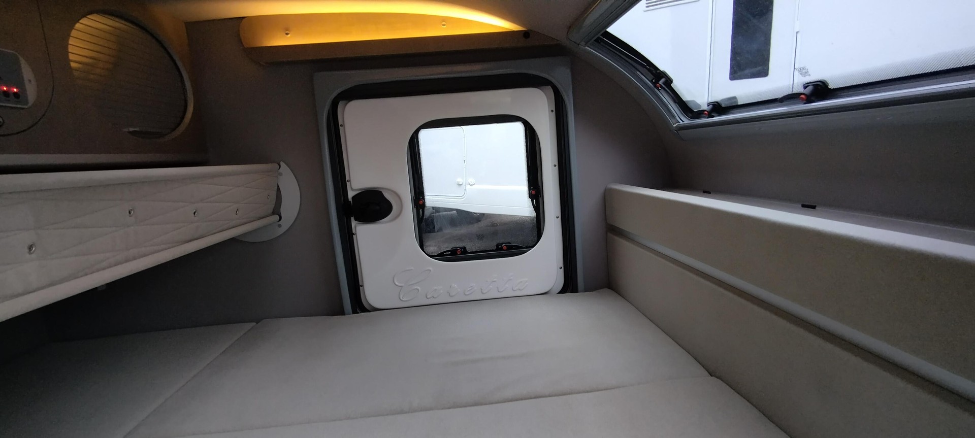 CARETTA 1500-image-7