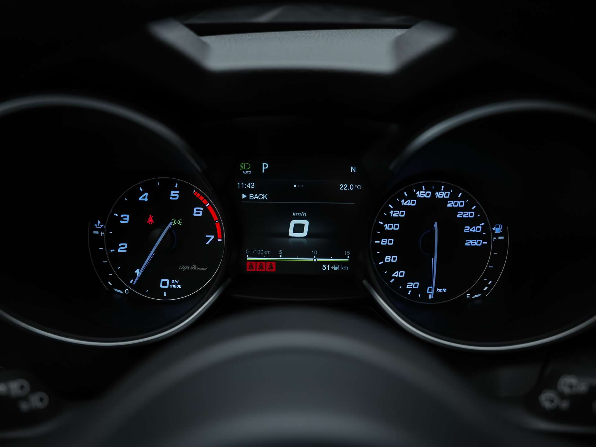 ALFA ROMEO Stelvio 2.0 Super Q4 Automatic *CH Fahrzeug*Lenkradheizung*-image-31