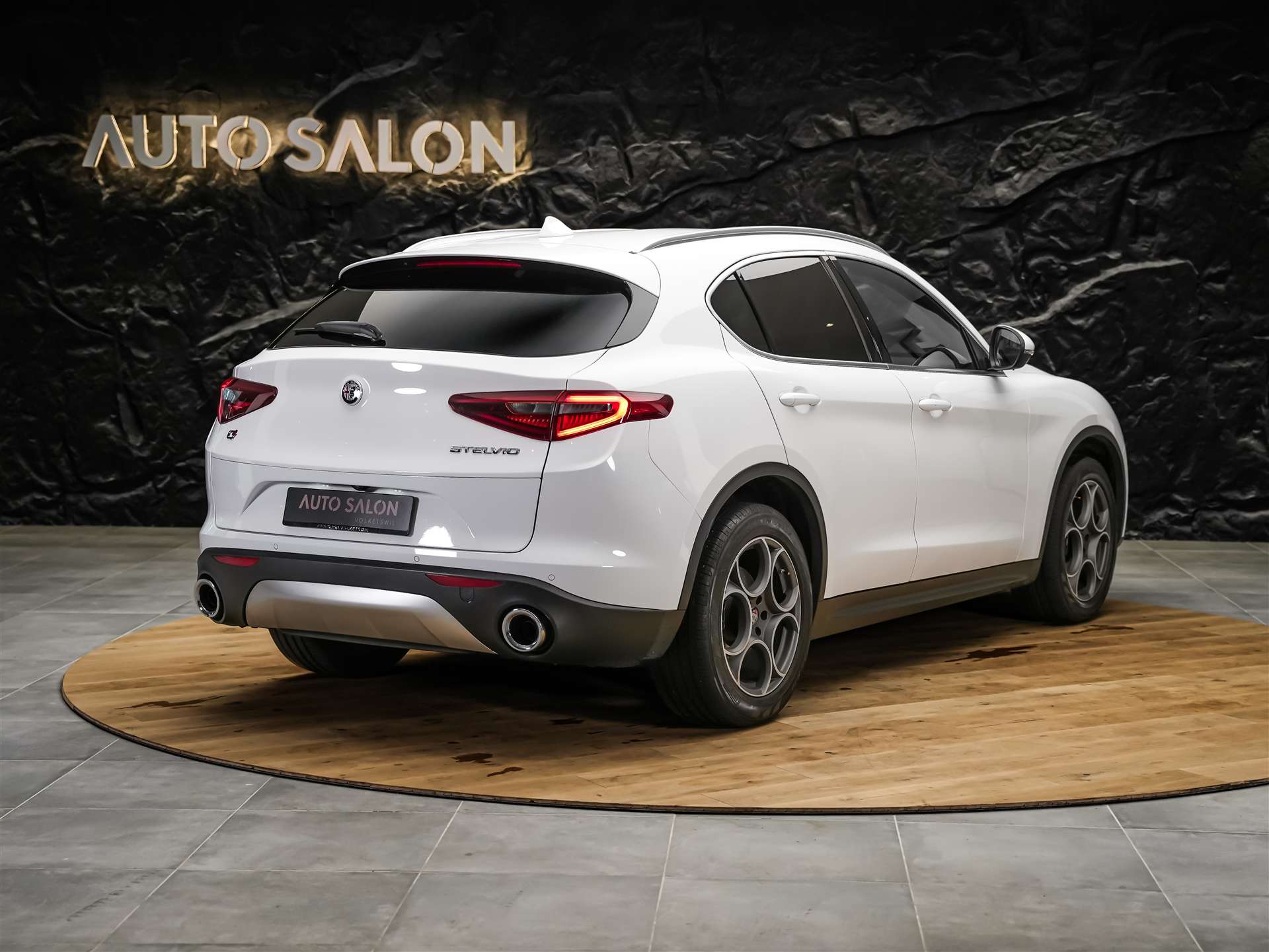 ALFA ROMEO Stelvio 2.0 Super Q4 Automatic *CH Fahrzeug*Lenkradheizung*-image-5