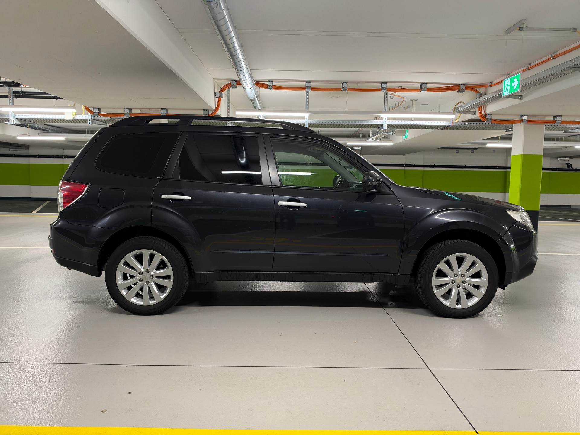 SUBARU Forester 2.0X Swiss Automatic-image-3
