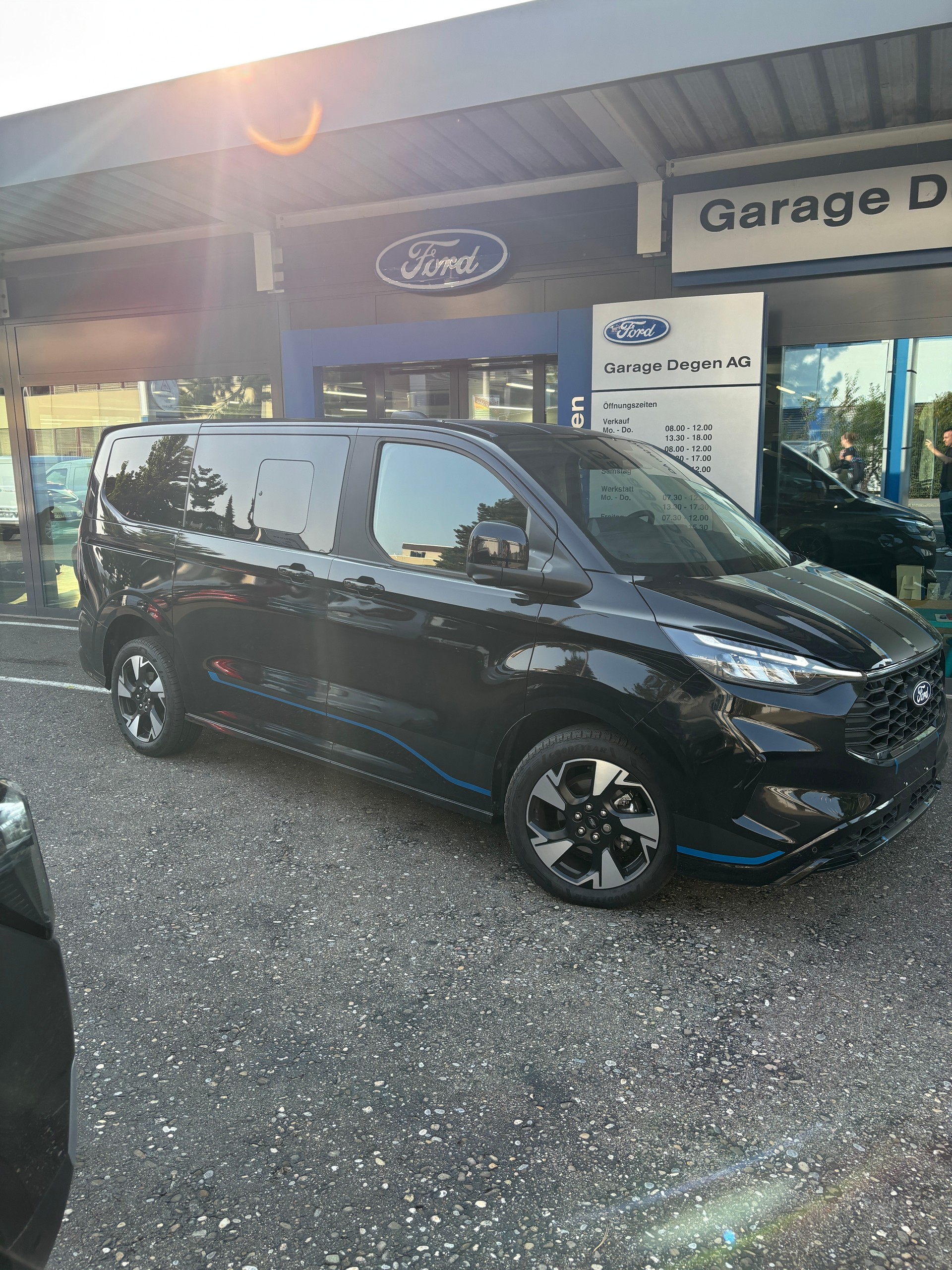 FORD Sport-image-27