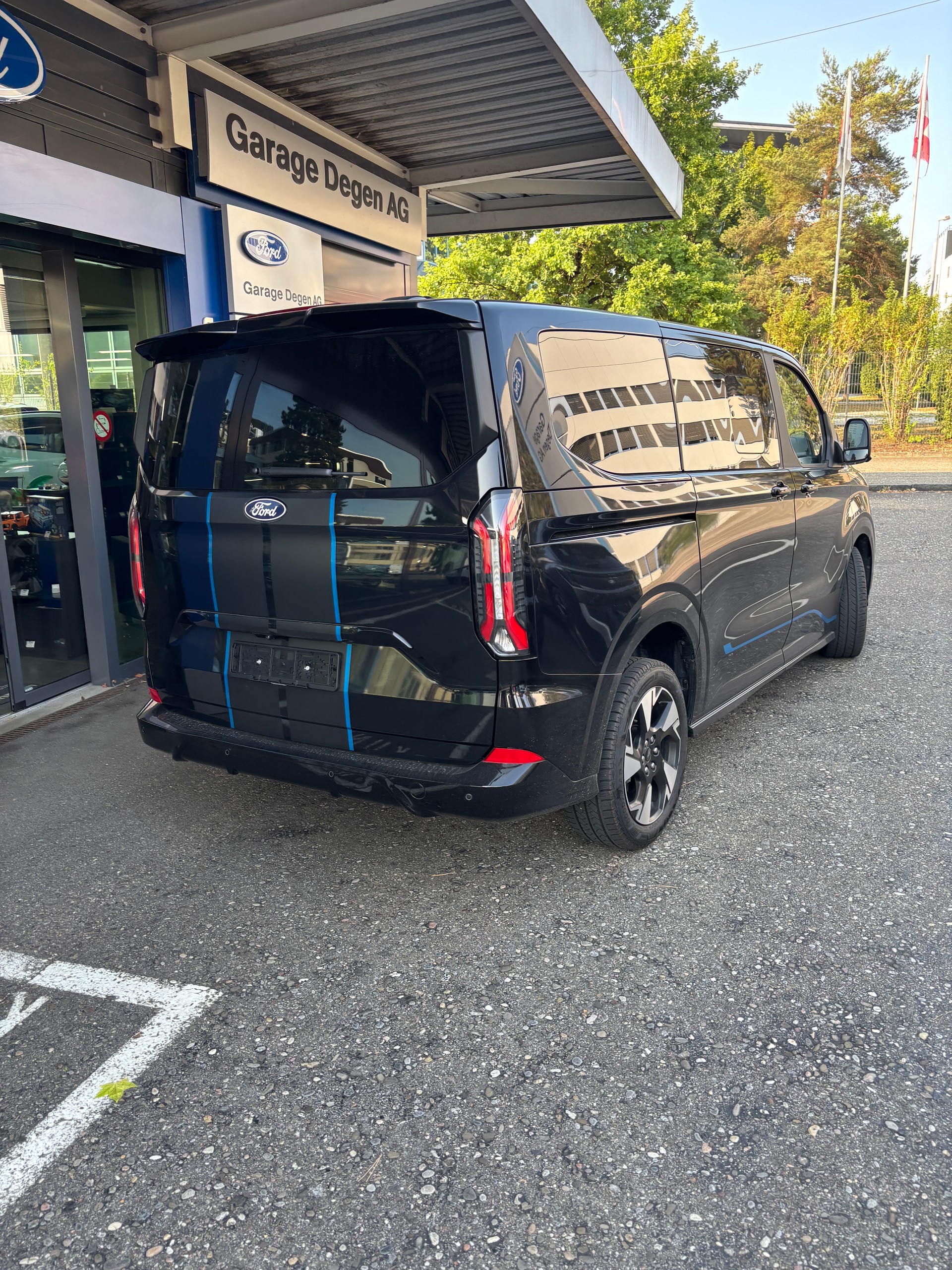 FORD Sport-image-24