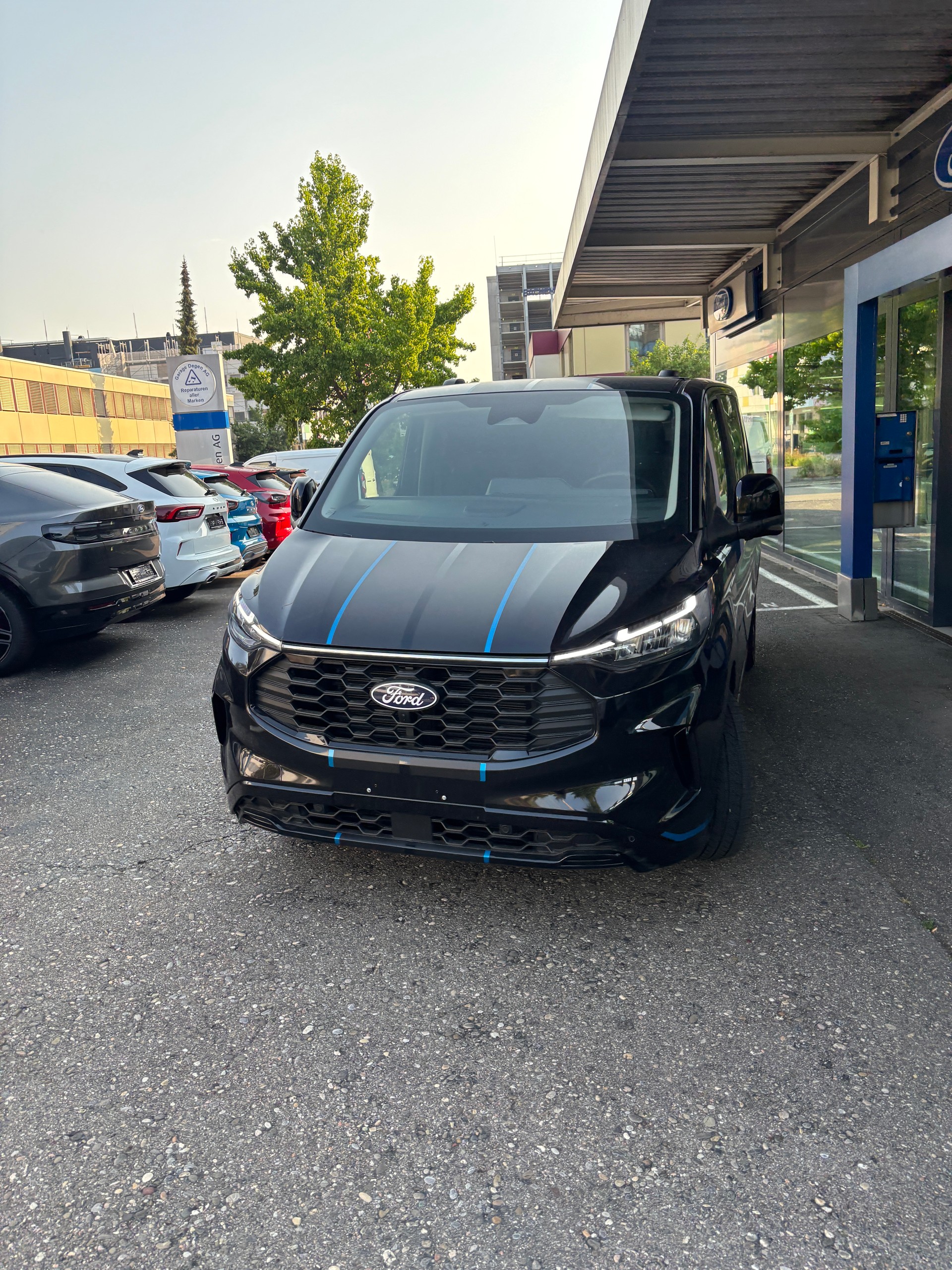 FORD Sport-image-17