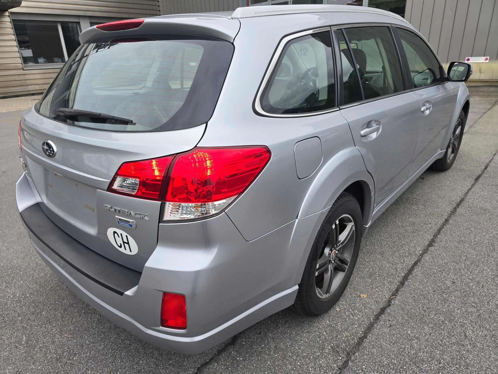 SUBARU Outback 2.0D Advantage Classic AWD-image-4