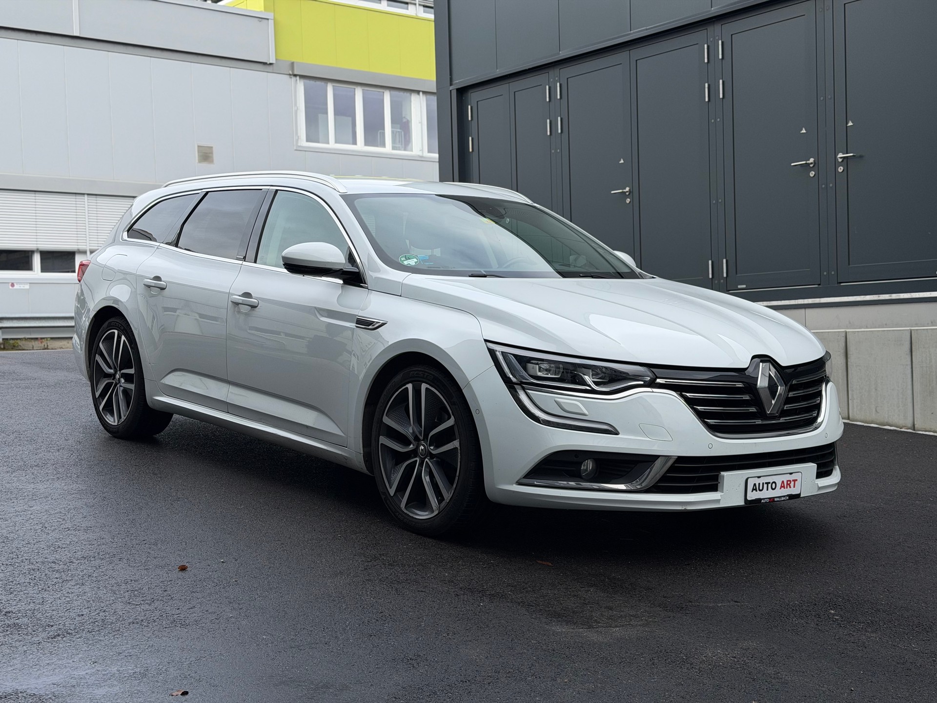 RENAULT Talisman Grandtour 1.6 TCe Intens EDC **Frisch ab MFK mit TOP Ausstattung**-image-1
