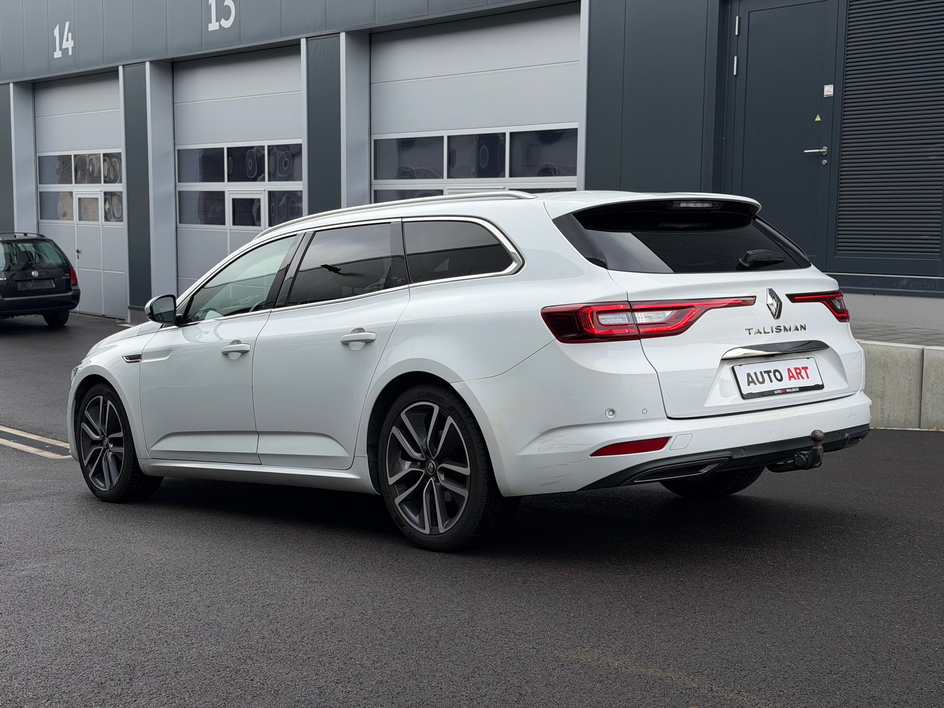 RENAULT Talisman Grandtour 1.6 TCe Intens EDC **Frisch ab MFK mit TOP Ausstattung**-image-4