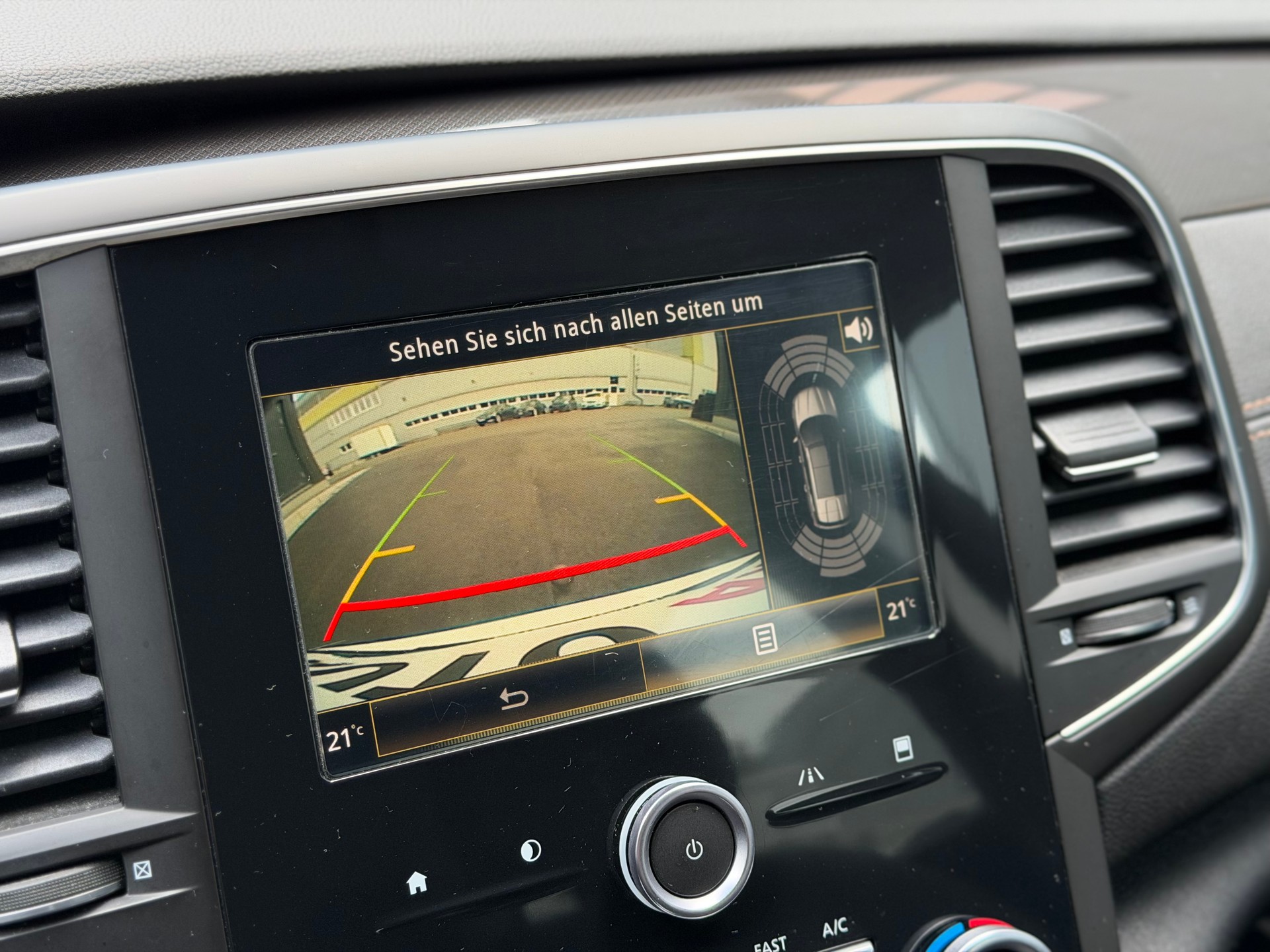 RENAULT Talisman Grandtour 1.6 TCe Intens EDC **Frisch ab MFK mit TOP Ausstattung**-image-10