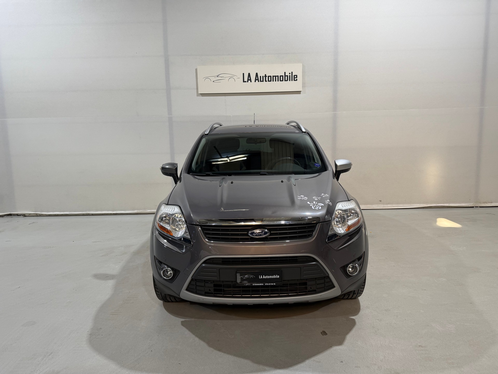 FORD Kuga 2.0 TDCi Individual 4WD PowerShift-image-3