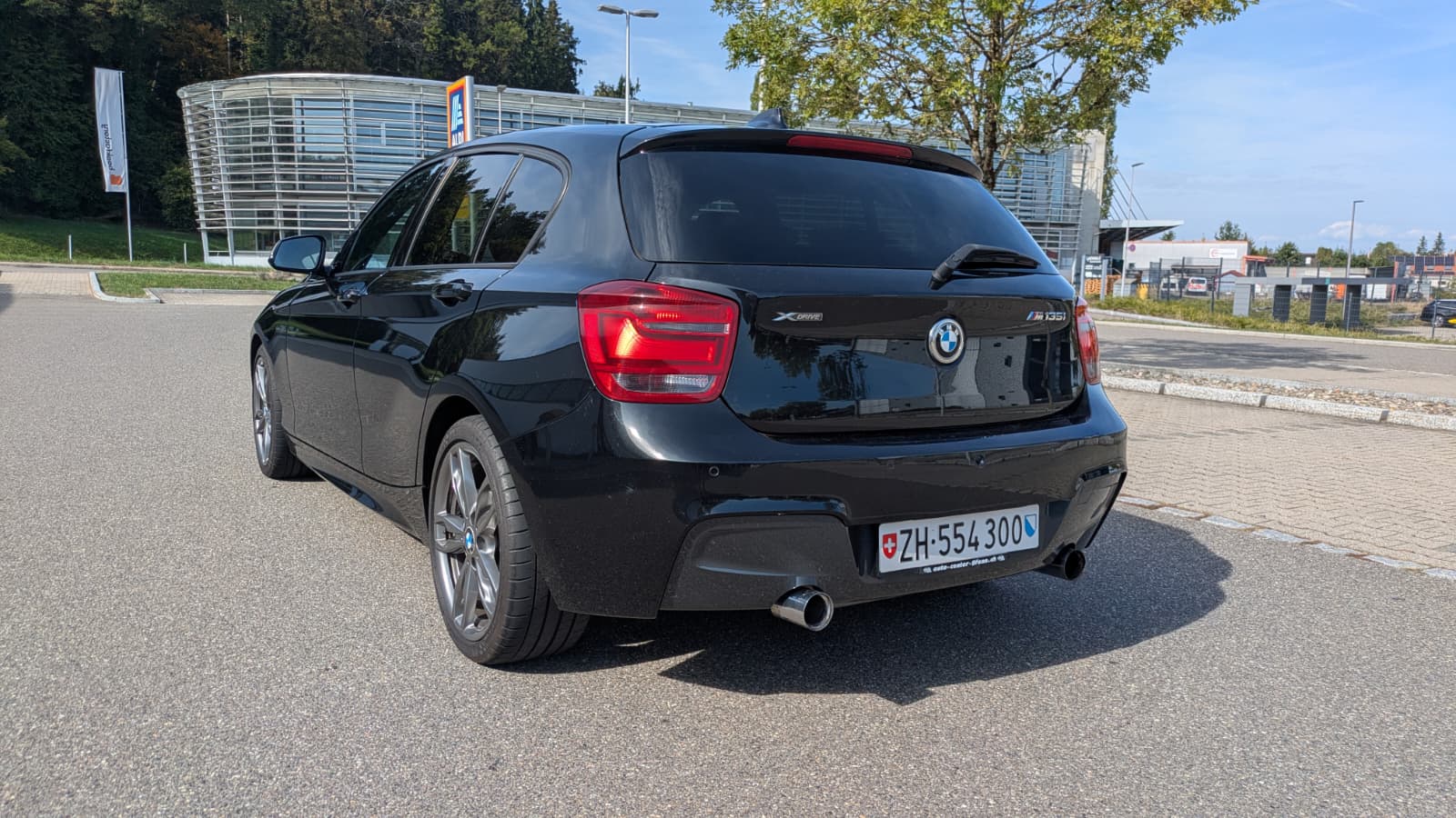 BMW M135i xDrive-image-1