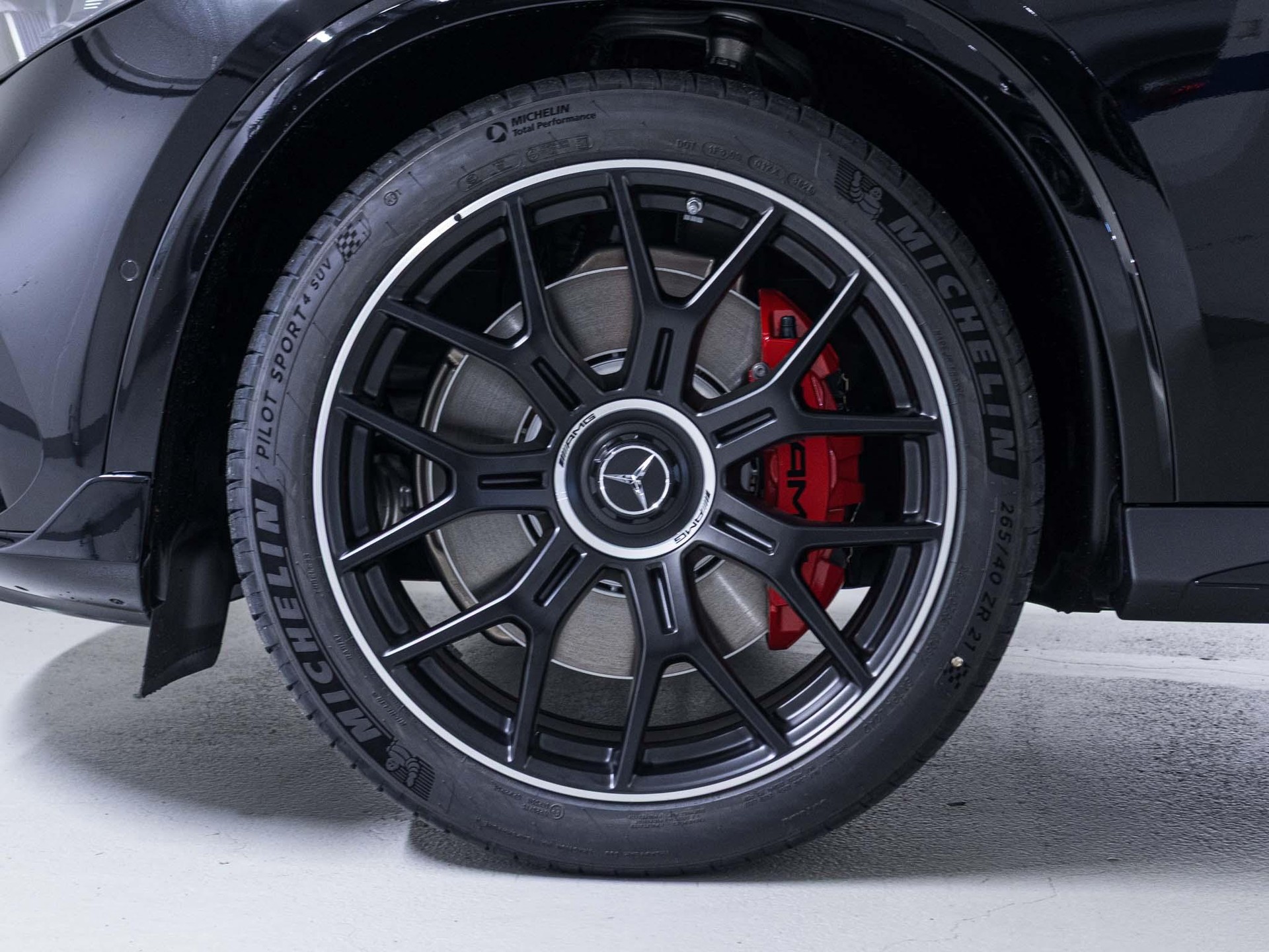 MERCEDES-BENZ GLC 53 AMG 4MATIC+-image-14