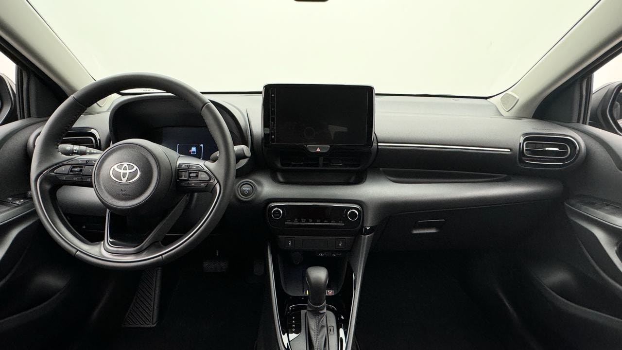 TOYOTA Yaris 1.5 Sport e-CVT-image-5
