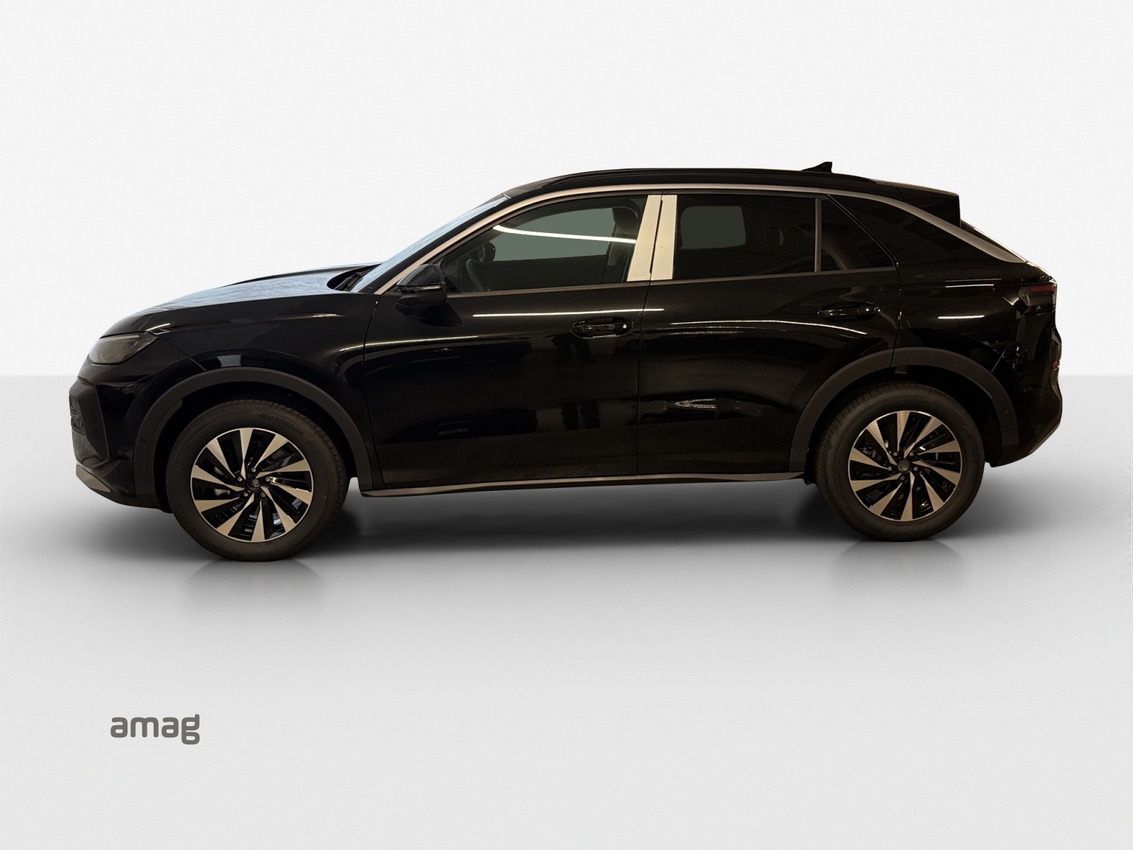 VW T-Roc 1.5 eTSI mHEV Life DSG-showroom-element-1