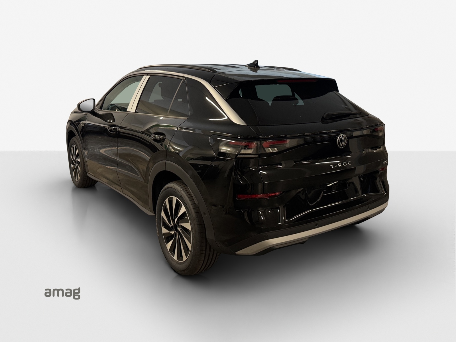 VW T-Roc 1.5 eTSI mHEV Life DSG-showroom-element-2