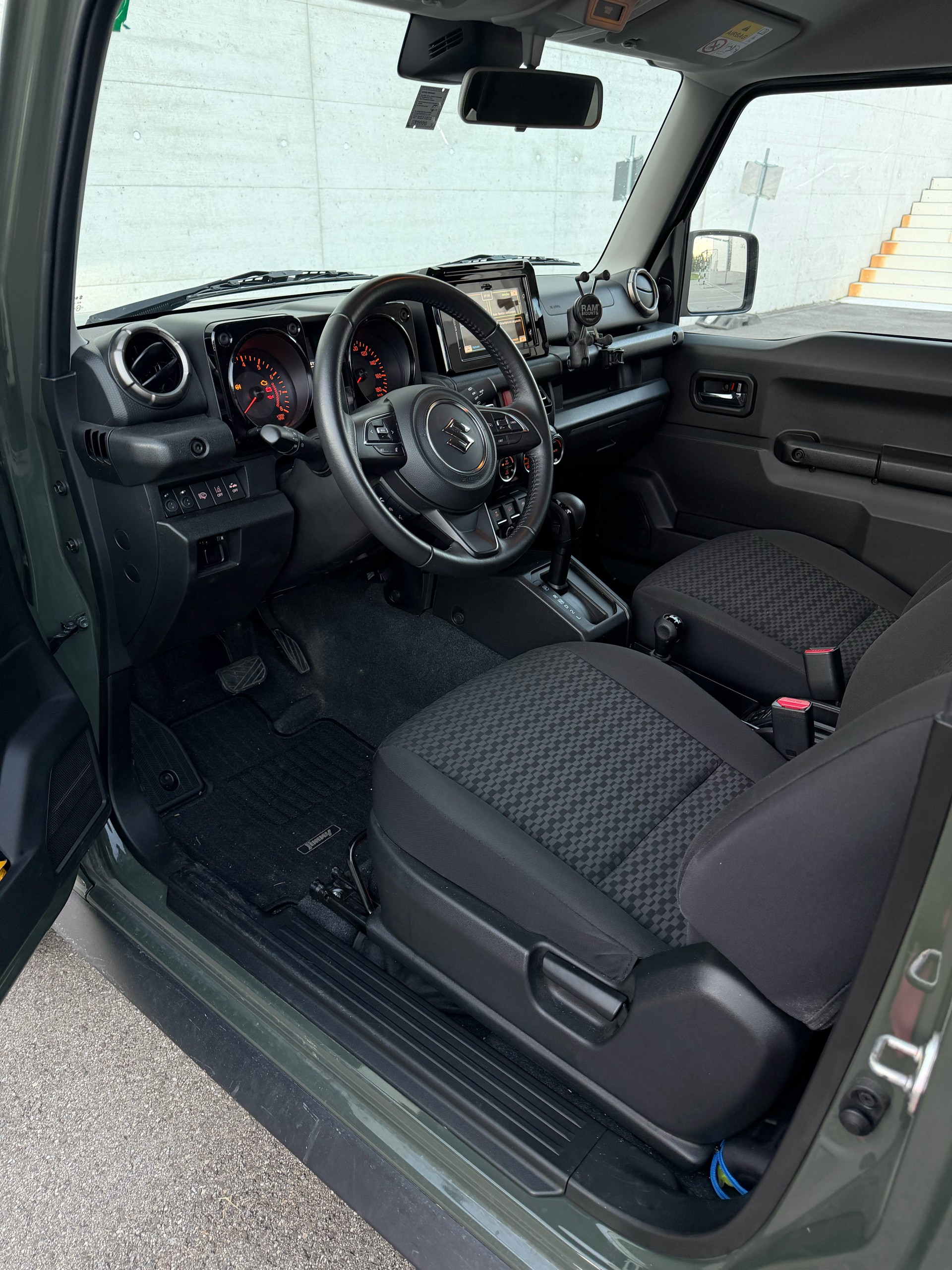 SUZUKI 1.5 Compact+-image-7
