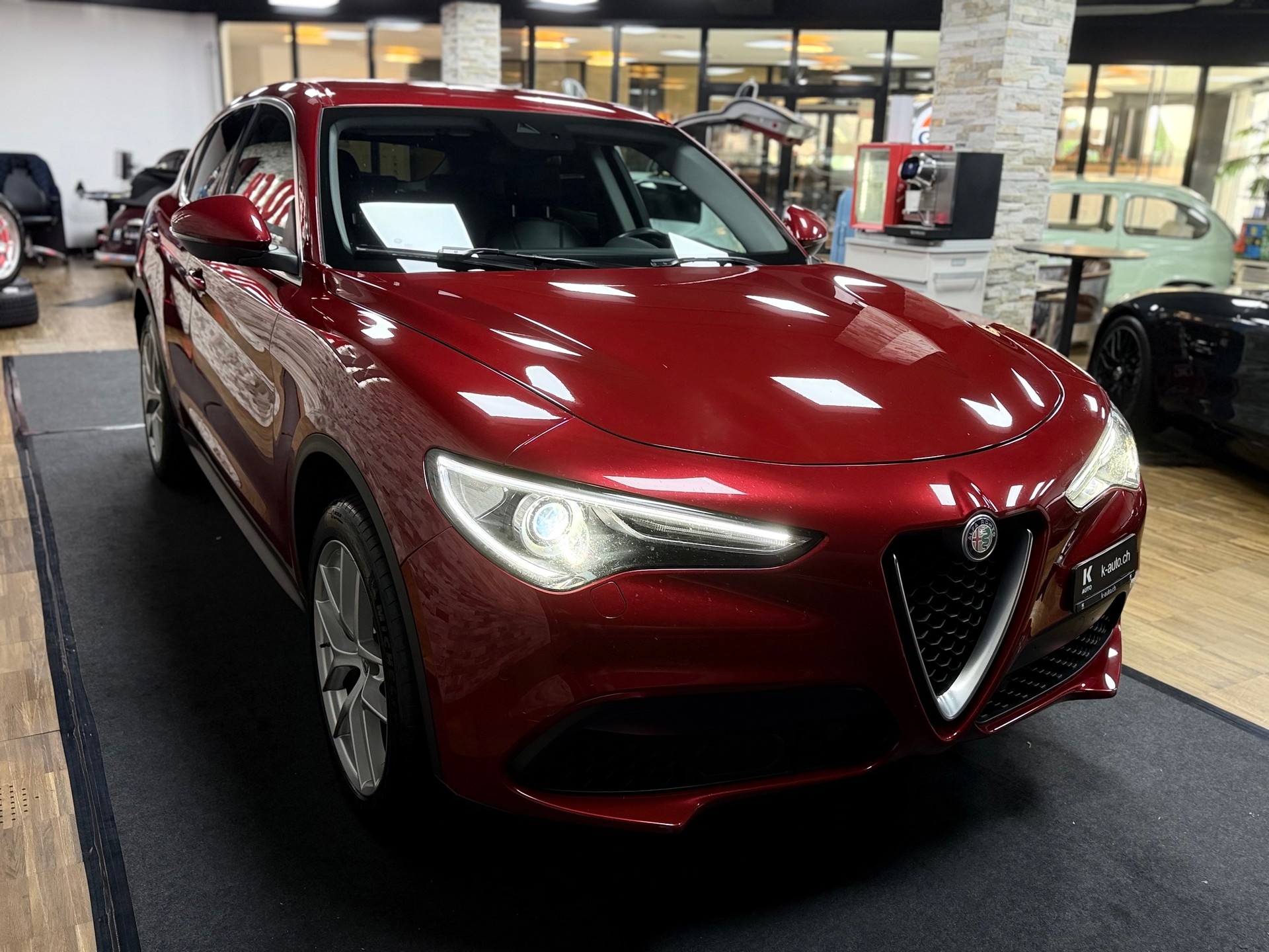 ALFA ROMEO Stelvio 2.0 Executive Q4 Automatic-image-5