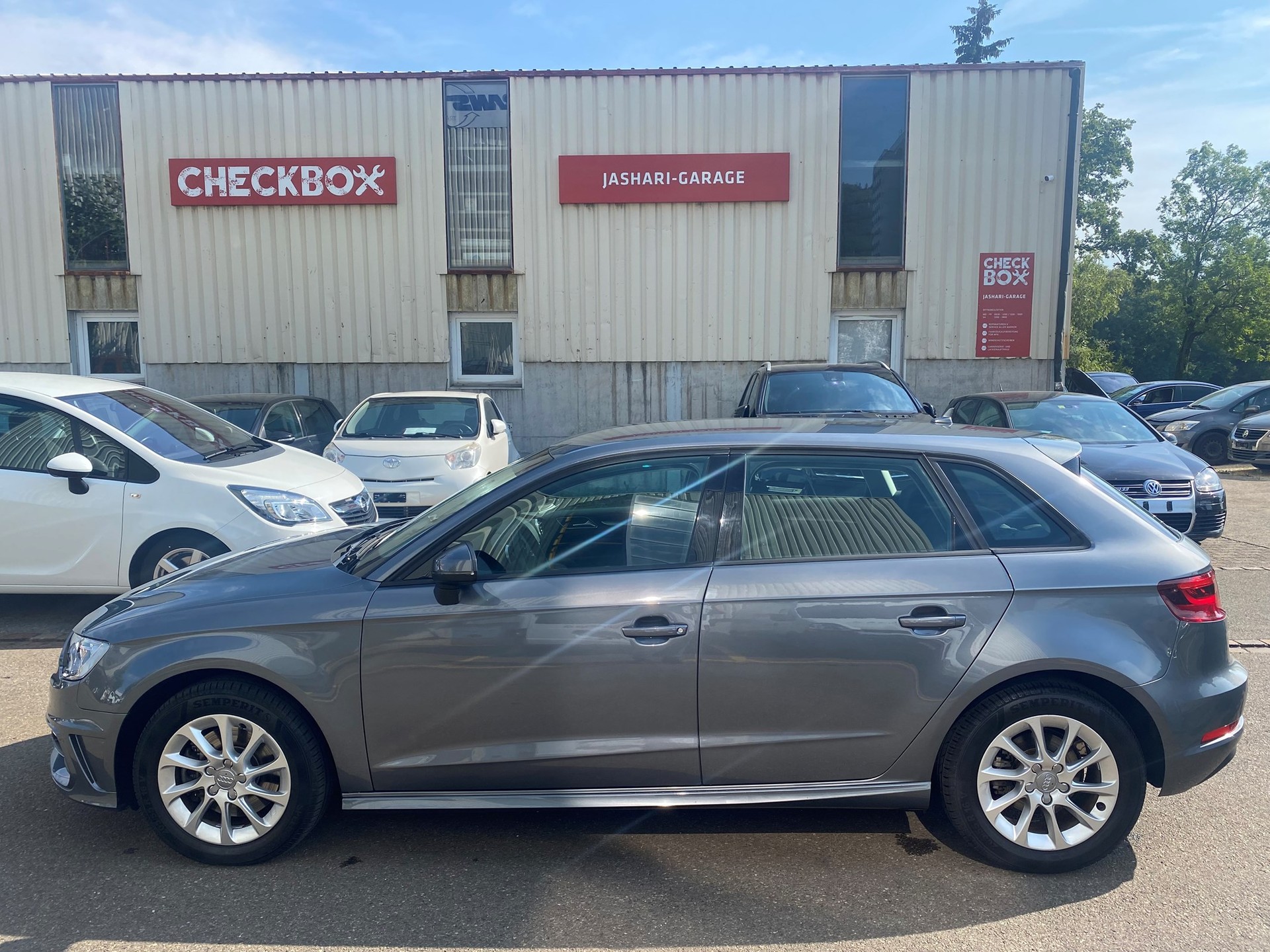 AUDI A3 Sportback 1.4 e-tron Ambition S-tronic-image-6