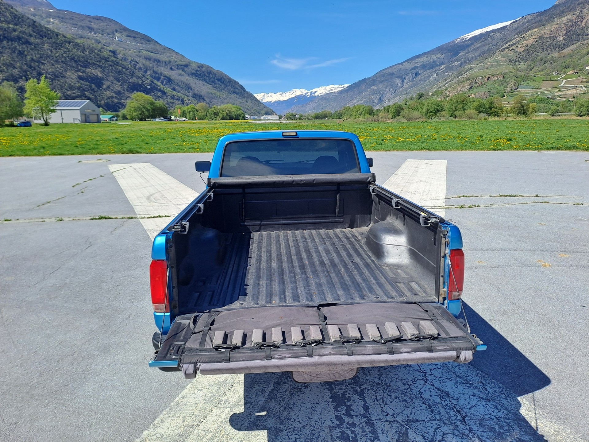 FORD F-Pickup 150-image-8