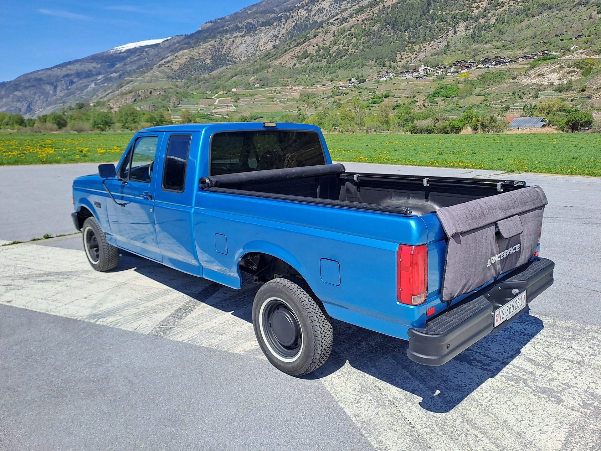 FORD F-Pickup 150-image-10