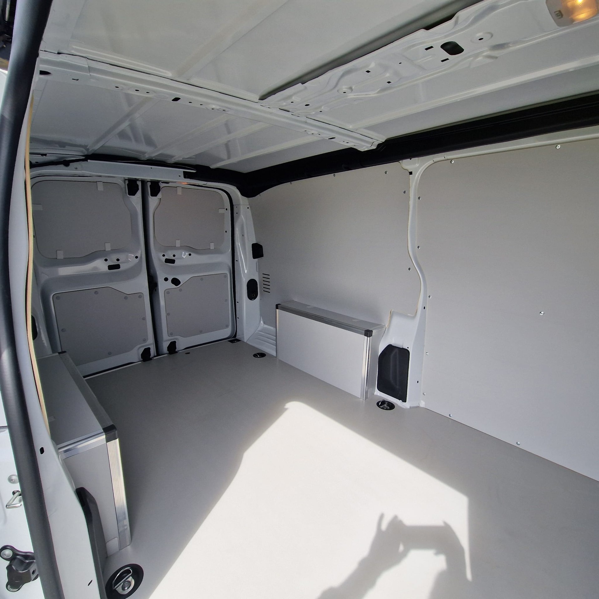 OPEL Vivaro Cargo 2.0 D s/s XL EN Aut.-image-9