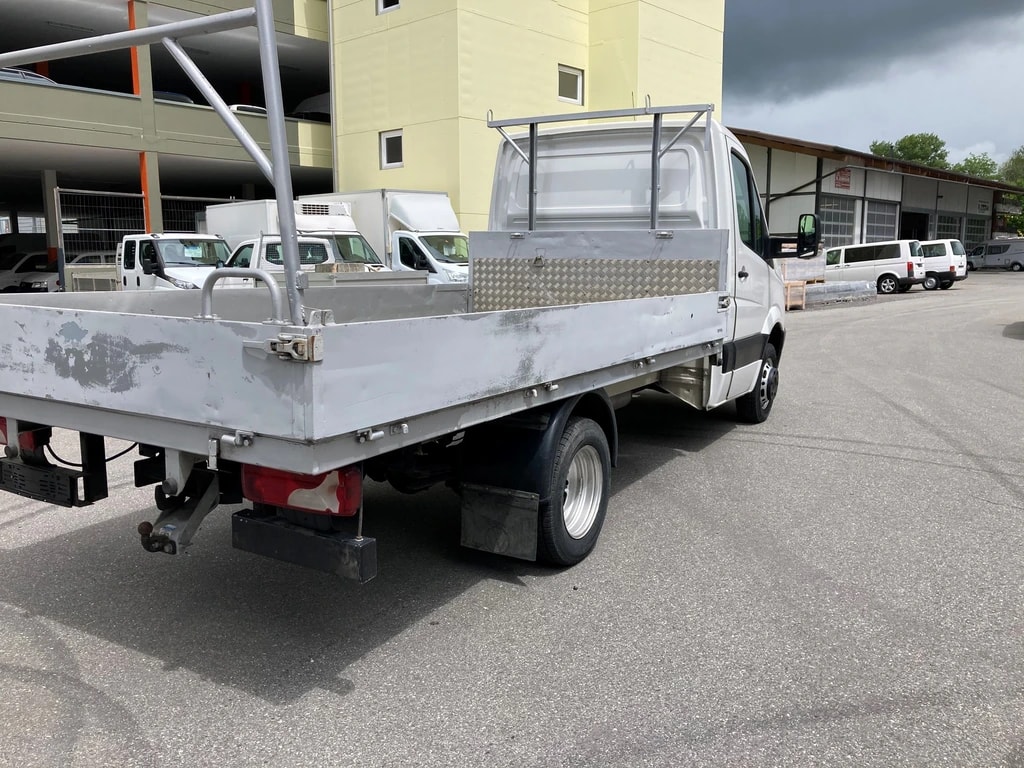 VW Crafter 50 2.5 TDI 136 PS-image-2