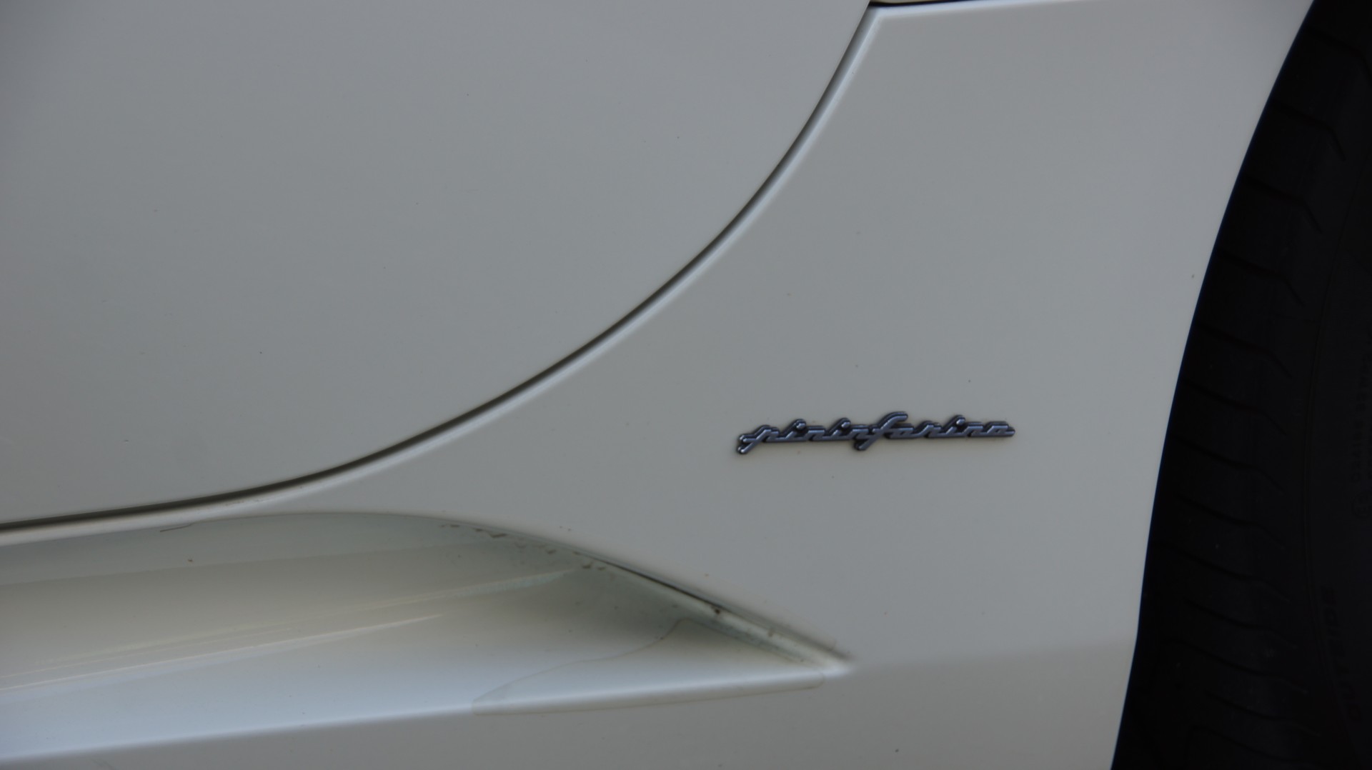 FERRARI California 4.3 V8-image-12