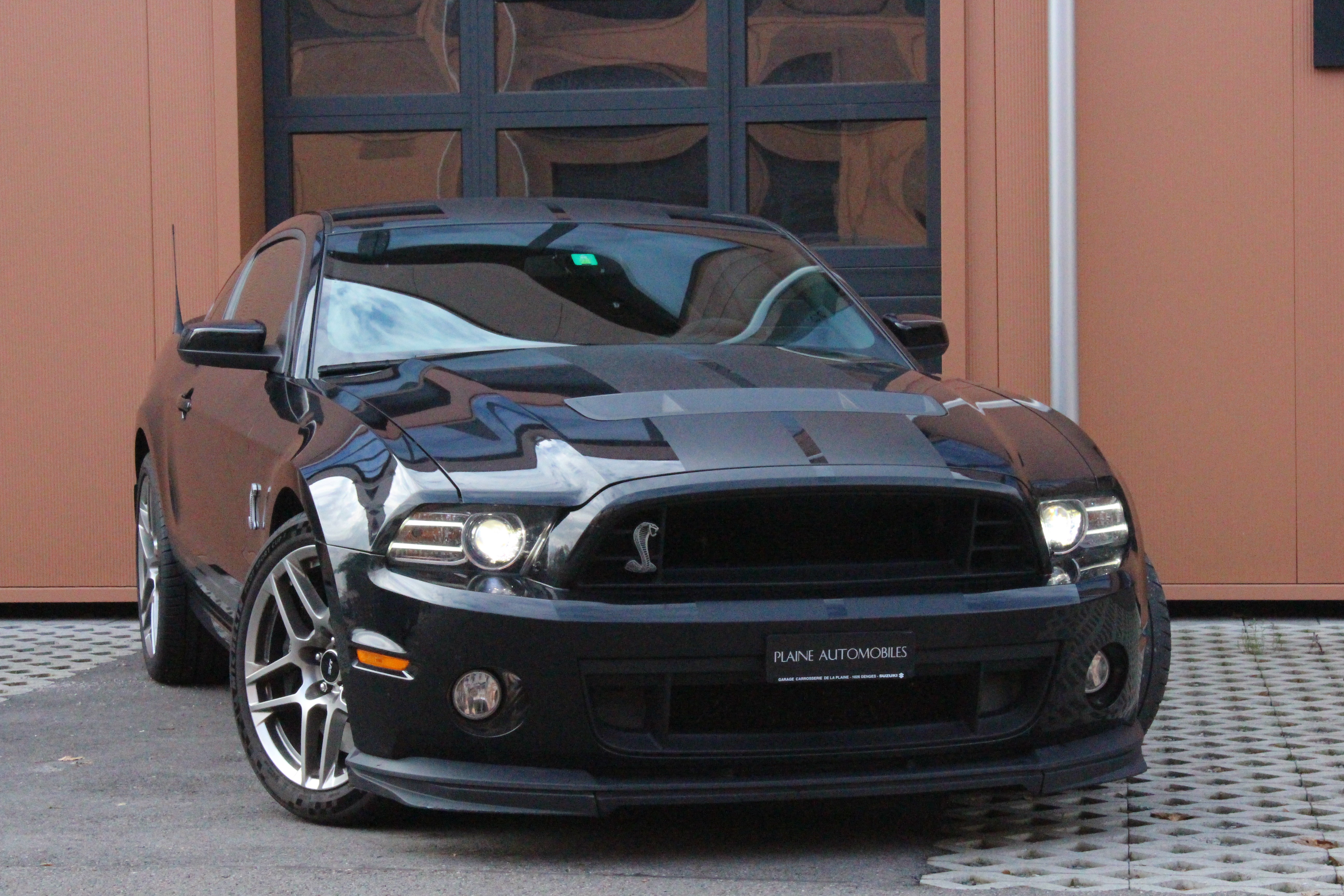 Car photo