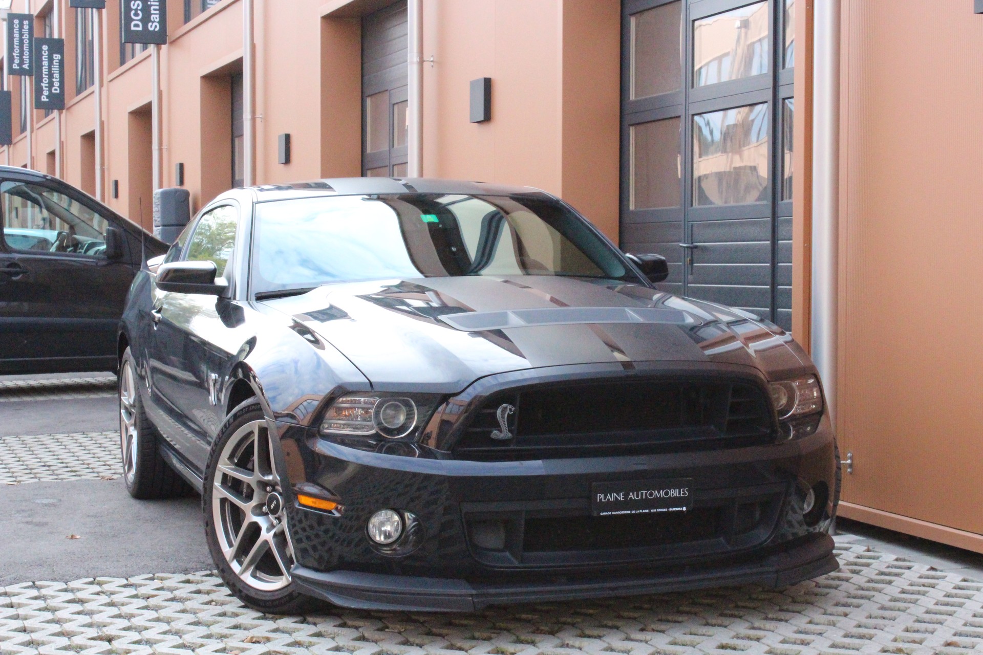 FORD Shelby GT500 5.8 SVT - "660 cv / Sièges Recaro / 1ère main"-image-1