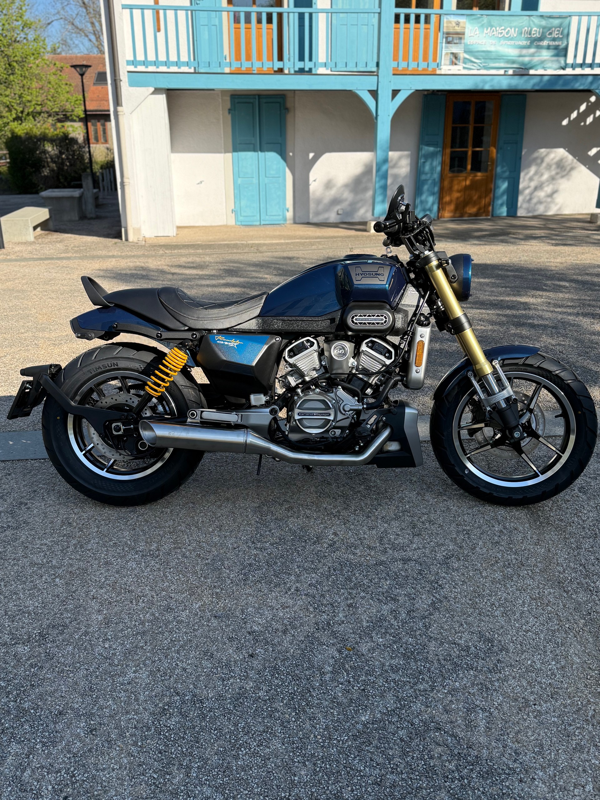 HYOSUNG GV 125 X-image-2