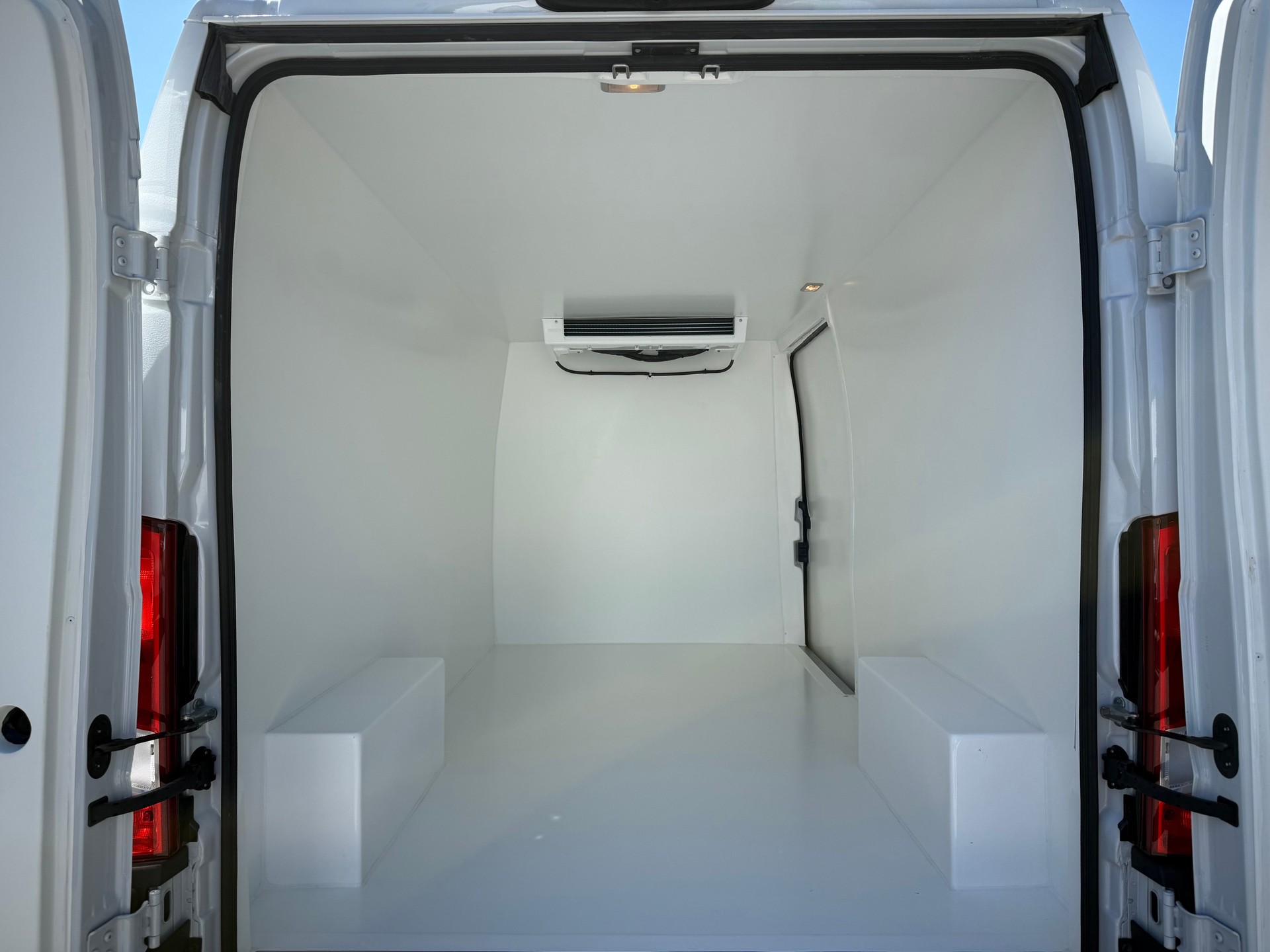 FIAT Ducato 35 2.2 MJ 140 L3H2 Kühlwagen -20 Grad / +5 Grad-image-1